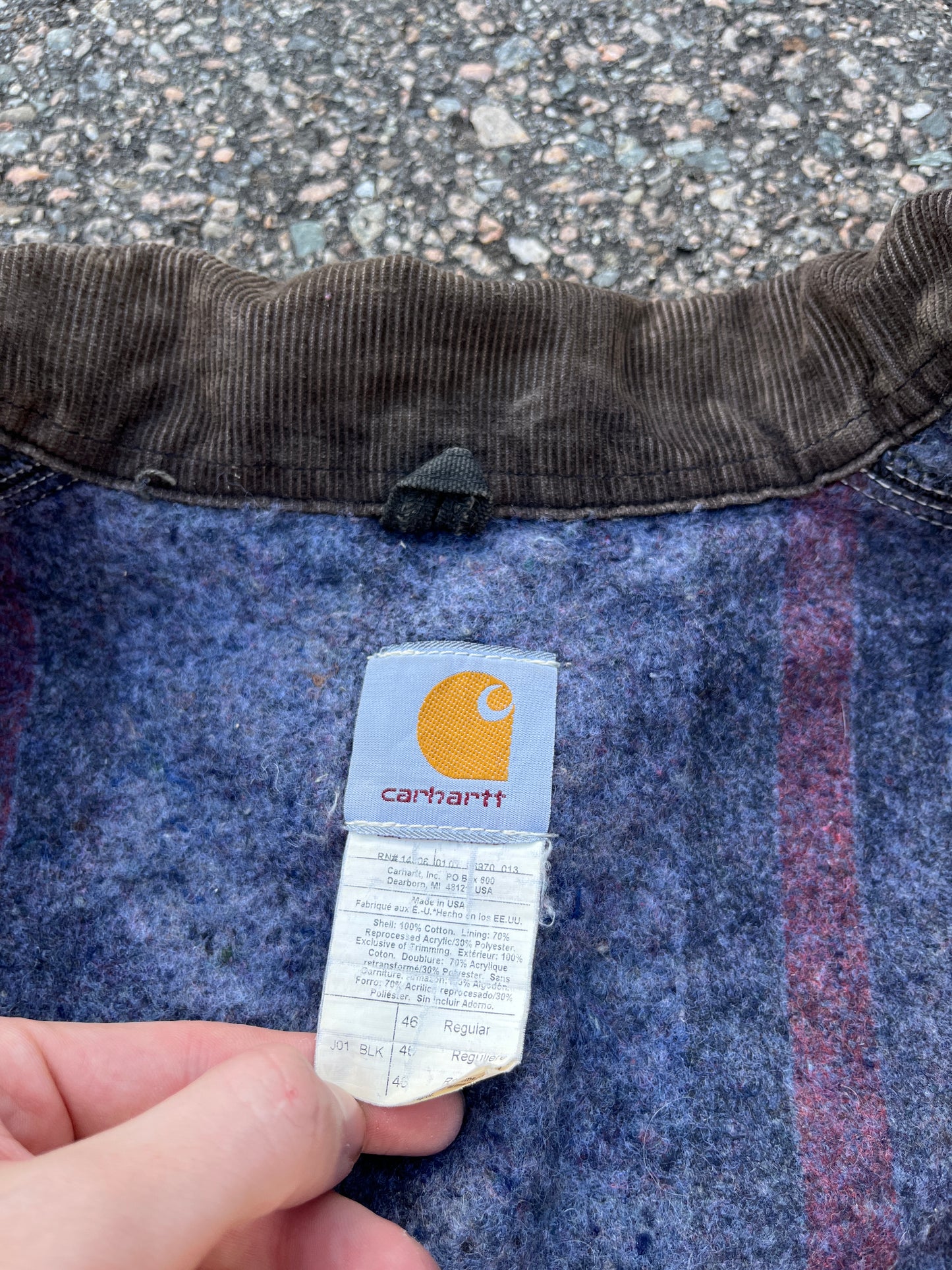 色あせたブラック カーハート デトロイト ジャケット - ボックス ミディアム