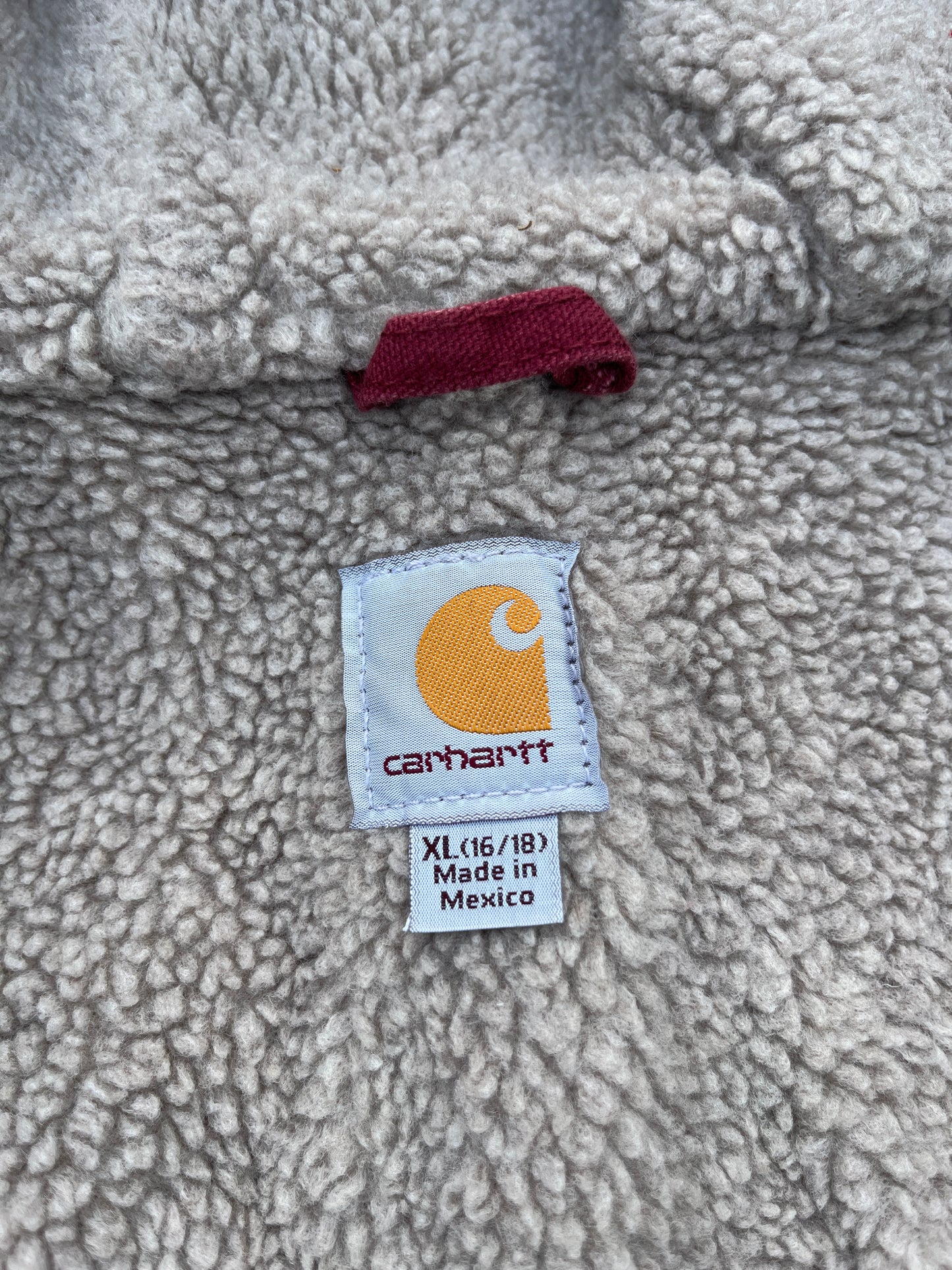 褪色粉色 Carhartt Sherpa 衬里夹克 - 大号