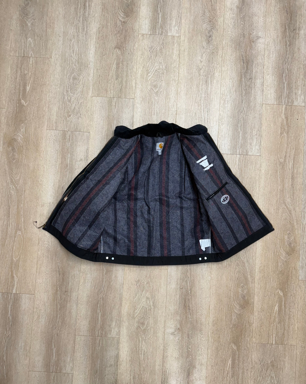 Faded Black Carhartt Detroit Jacket - Boxy L-XL