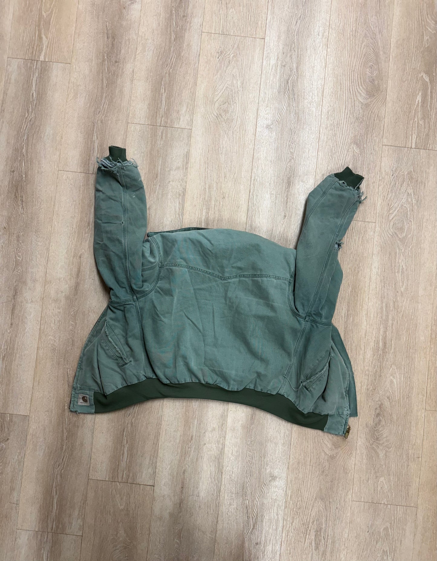 Faded n Distressed Aspen Green Carhartt Santa Fe Jacket - Large