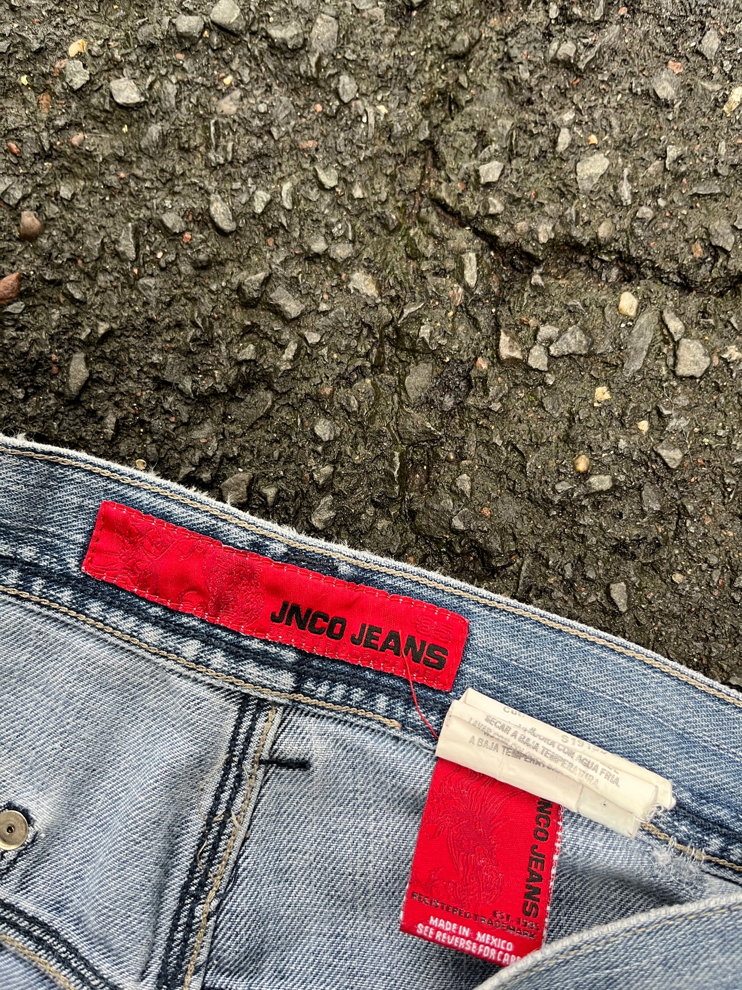 Vintage Faded Jnco Tribal Dragon Grails - 31 x 30