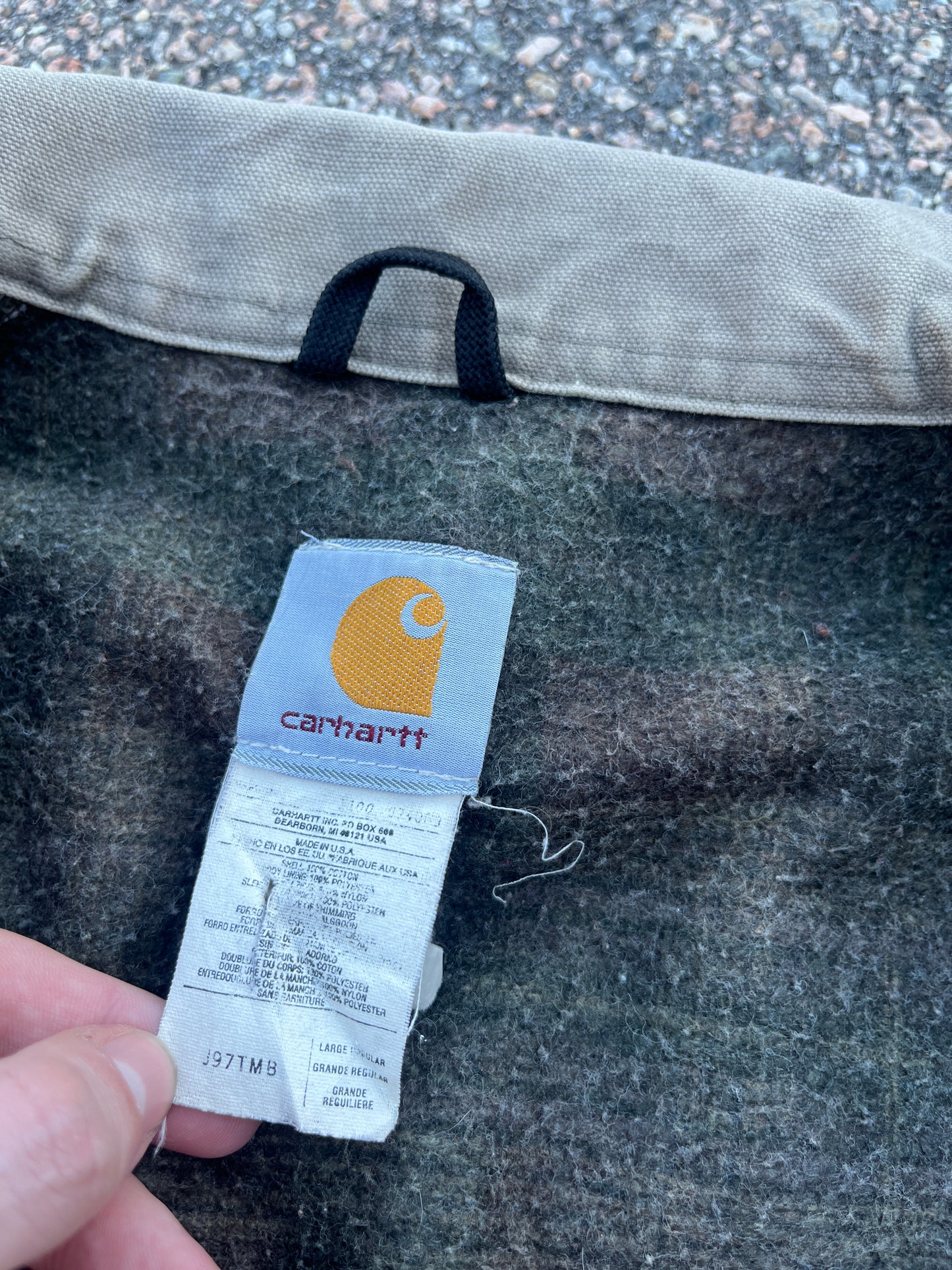 色あせたティンバーブラウンのカーハート デトロイト ジャケット - ボクシー ミディアム