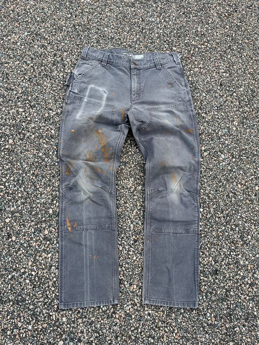 色あせたセメントグレーのカーハート ダブルニーパンツ - 32 x 30