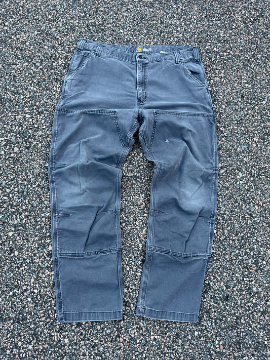 色あせたセメントグレーのカーハート ダブルニーパンツ - 39 x 31