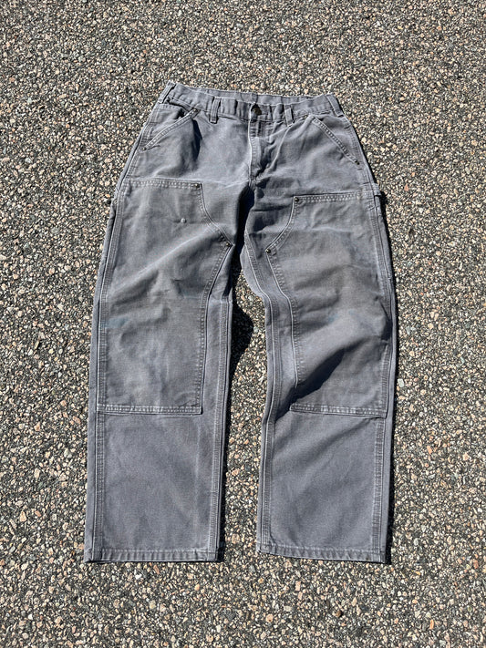 色あせたセメントグレーのカーハート ダブルニーパンツ - 30 x 29