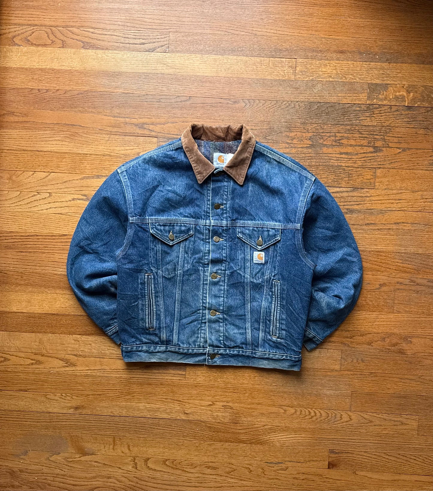 Faded Denim Aztec Lined Carhartt Trucker Jacket - Medium