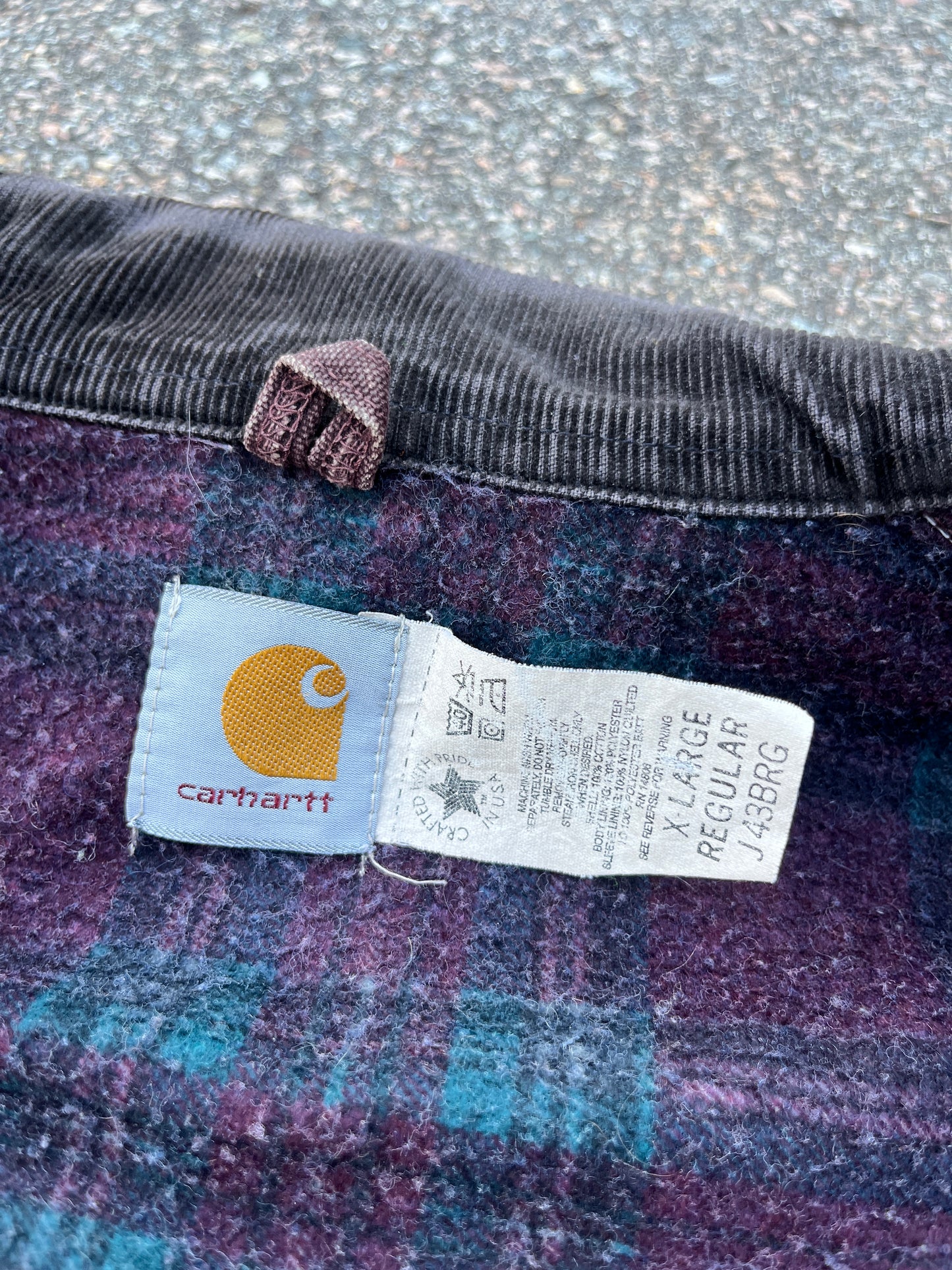 褪色勃艮第色 Carhartt 底特律夹克 - 宽松 L-XL