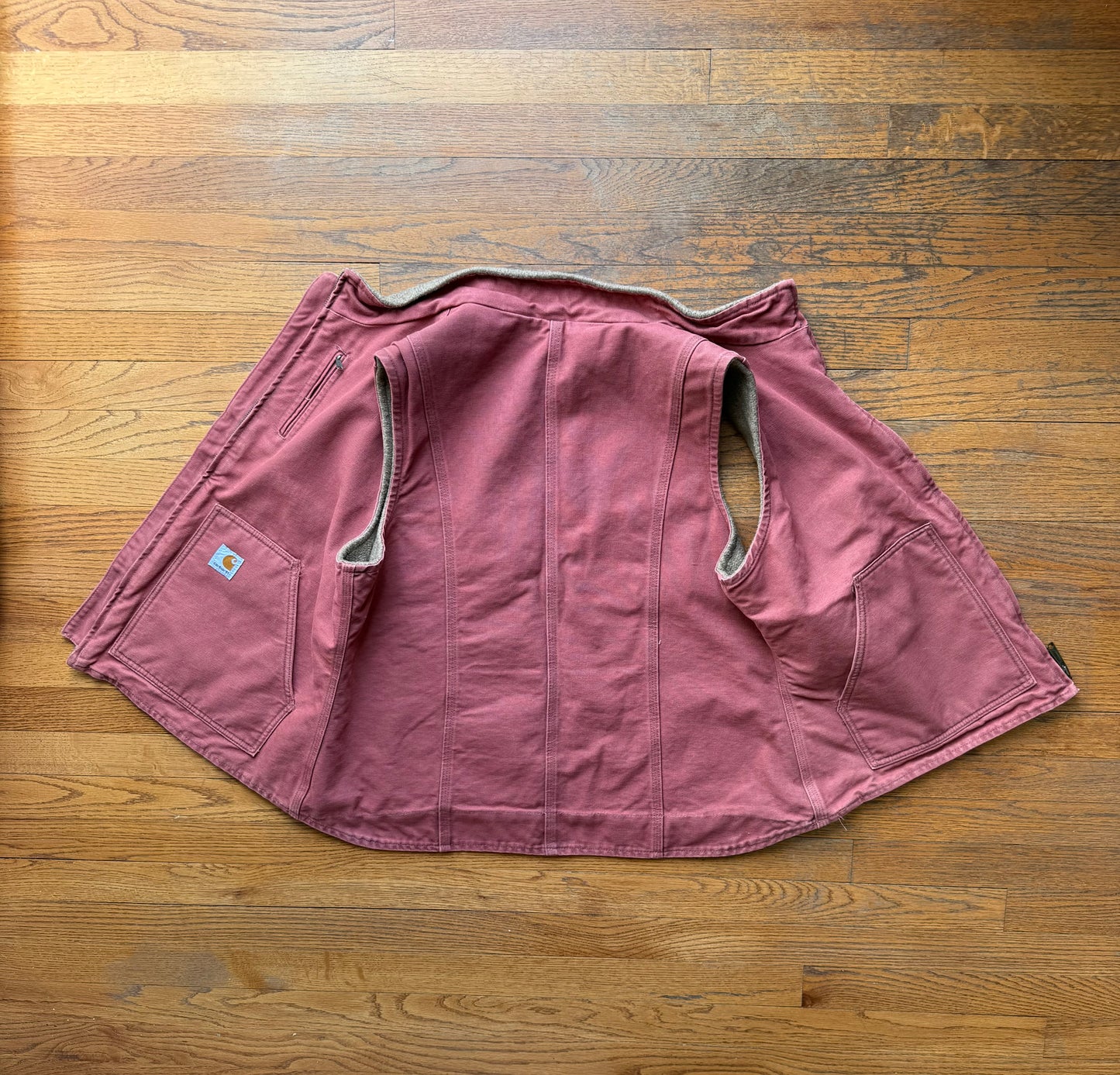 Faded Vintage Rose Carhartt Sherpa Lined Vest - Medium