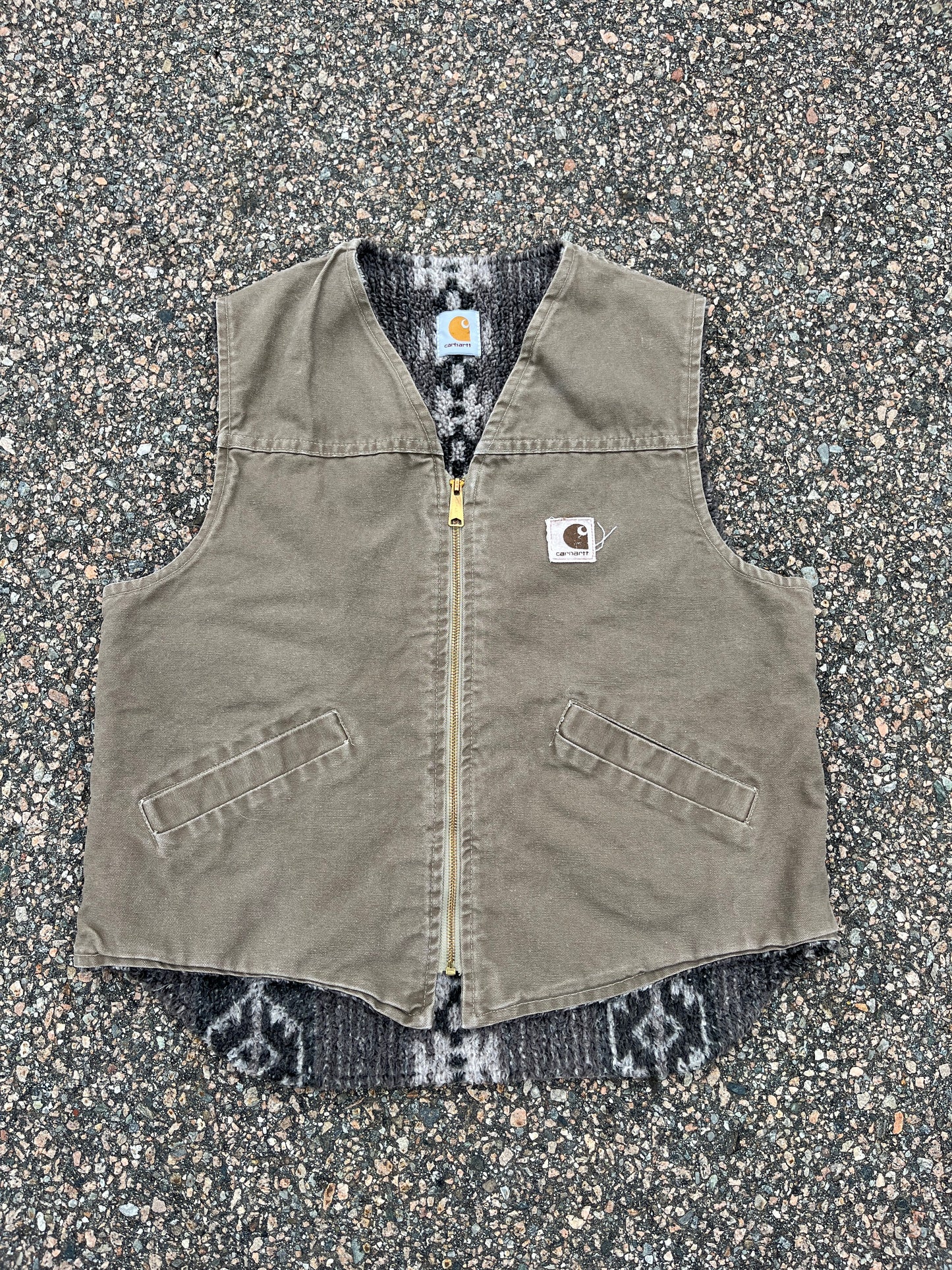 褪色灰褐色 Carhartt Aztec 衬里背心 - 中号