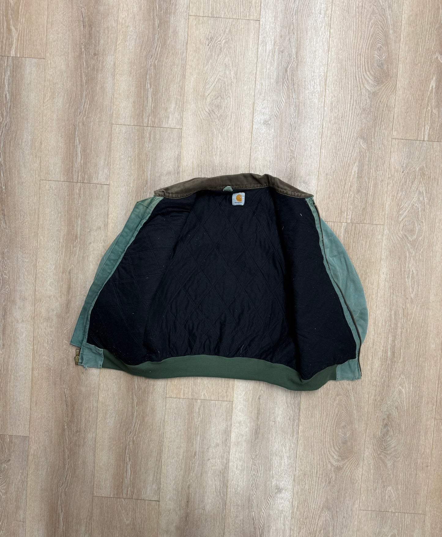 Faded n Distressed Aspen Green Carhartt Santa Fe Jacket - Large