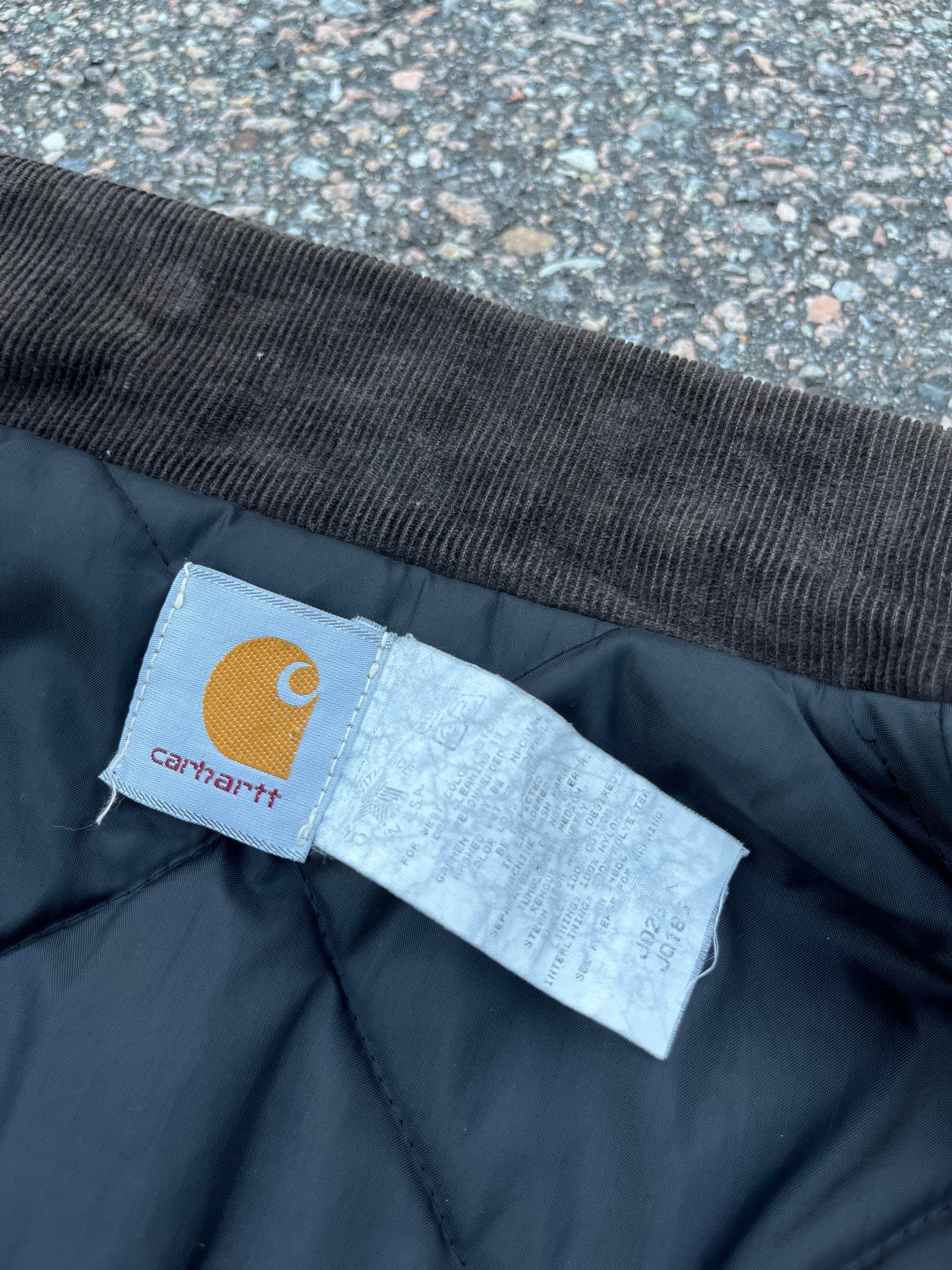 褪色黑色 Carhartt 北极夹克 - 大号