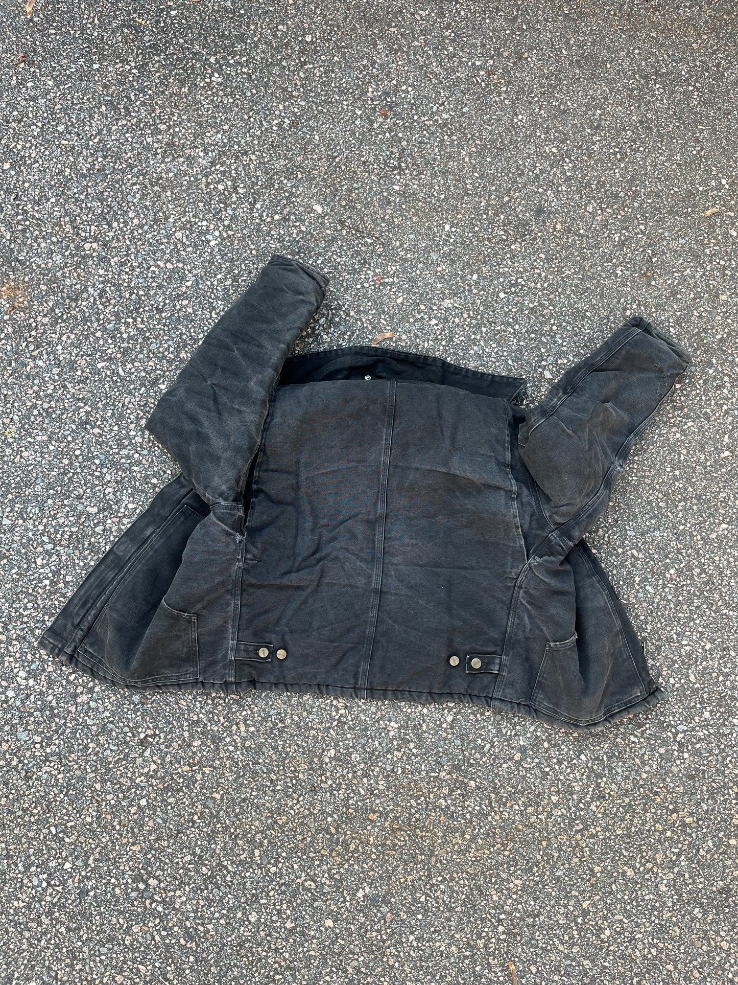 褪色黑色 Carhartt 北极夹克 - 中号