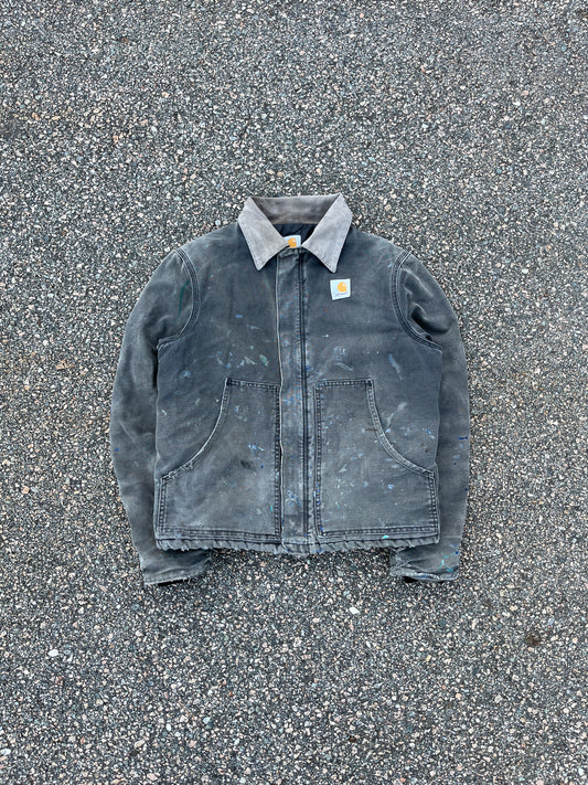 褪色和涂漆黑色 Carhartt 北极夹克 - 中号