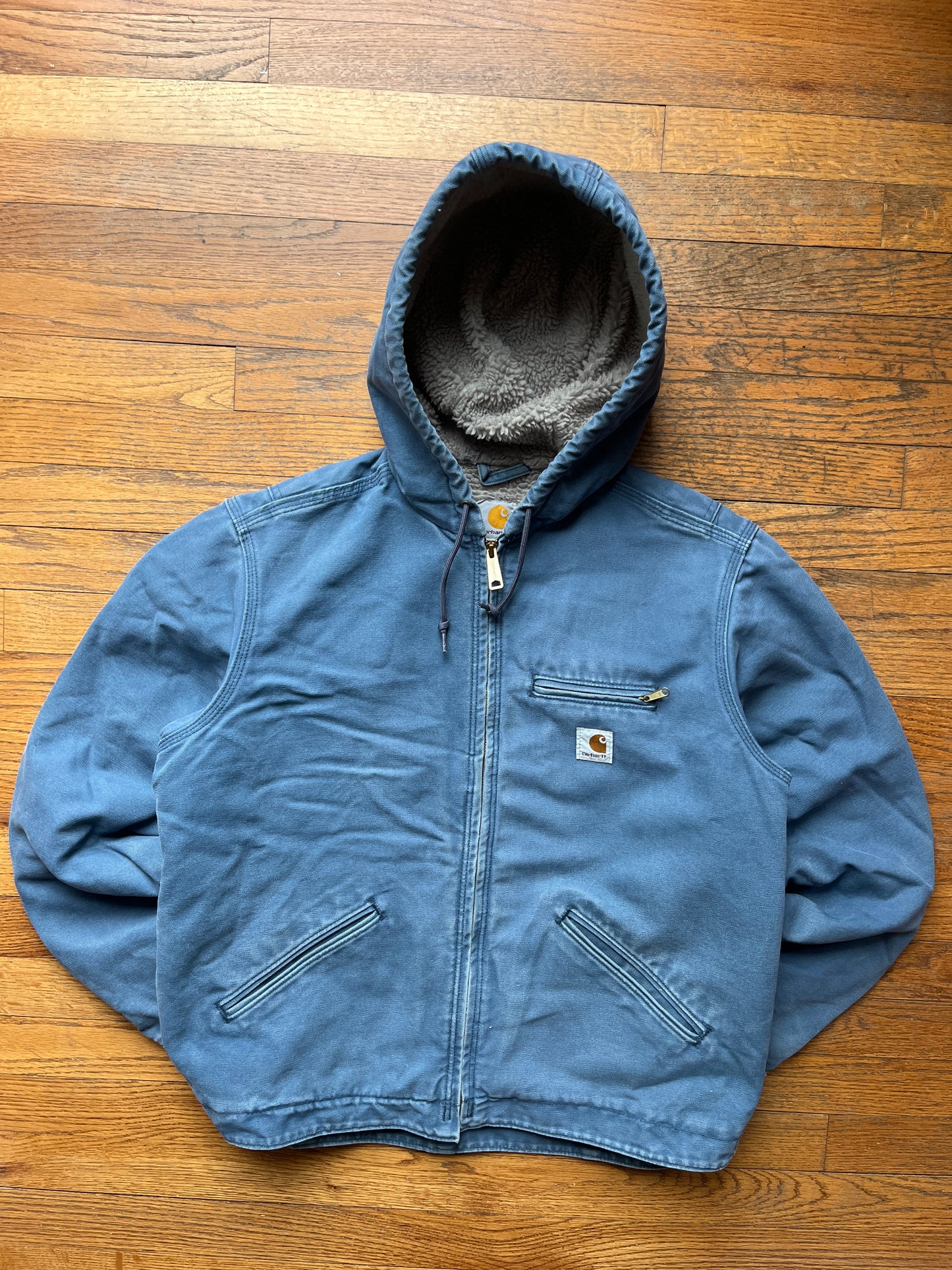 褪色天蓝色 Carhartt Sherpa 衬里夹克 - 中号