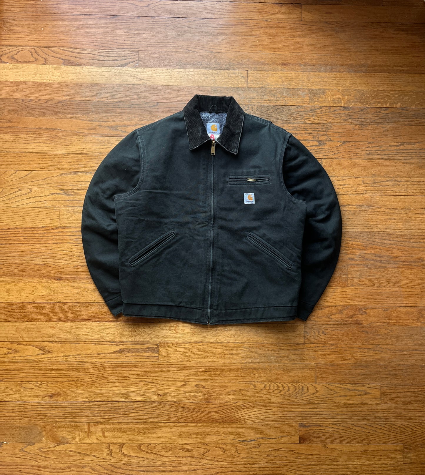 褪色黑色 Carhartt 底特律夹克 - 中号