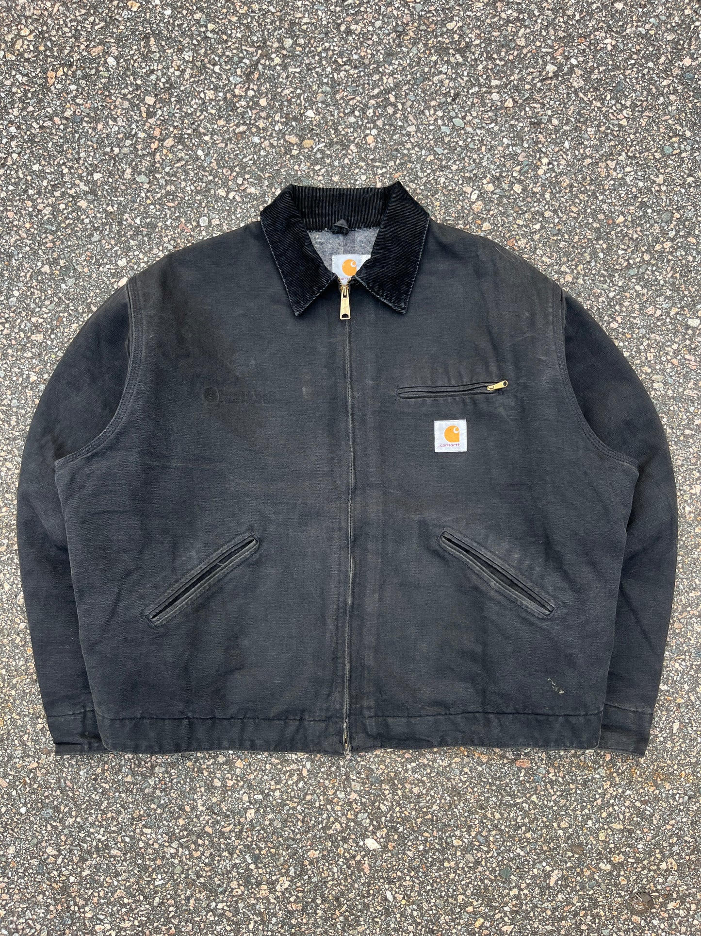 褪色黑色 Carhartt 底特律夹克 - 2XL