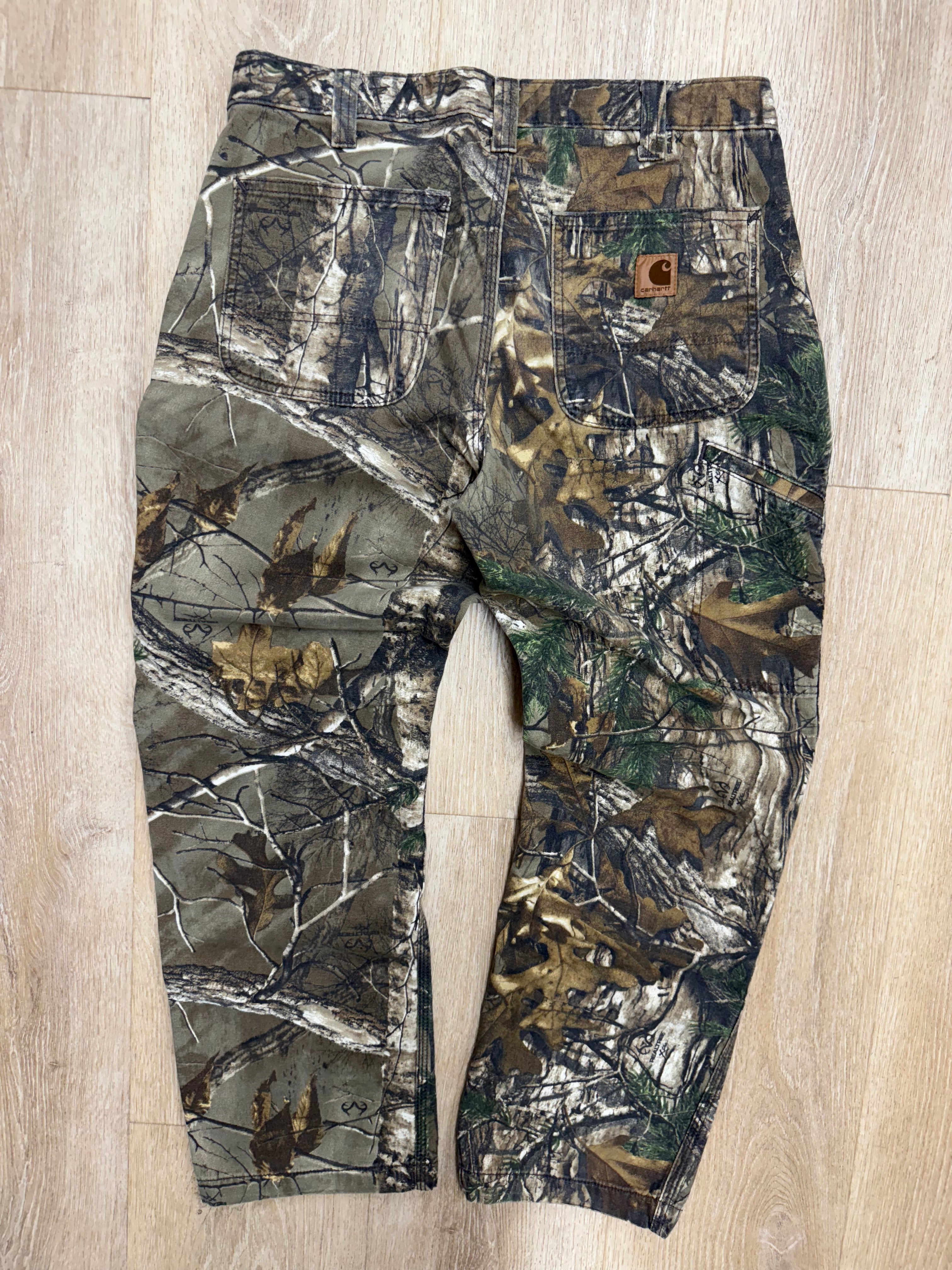 Faded Realtree Carhartt Carpenter Pants - 33 x 28 – VTG By Mike
