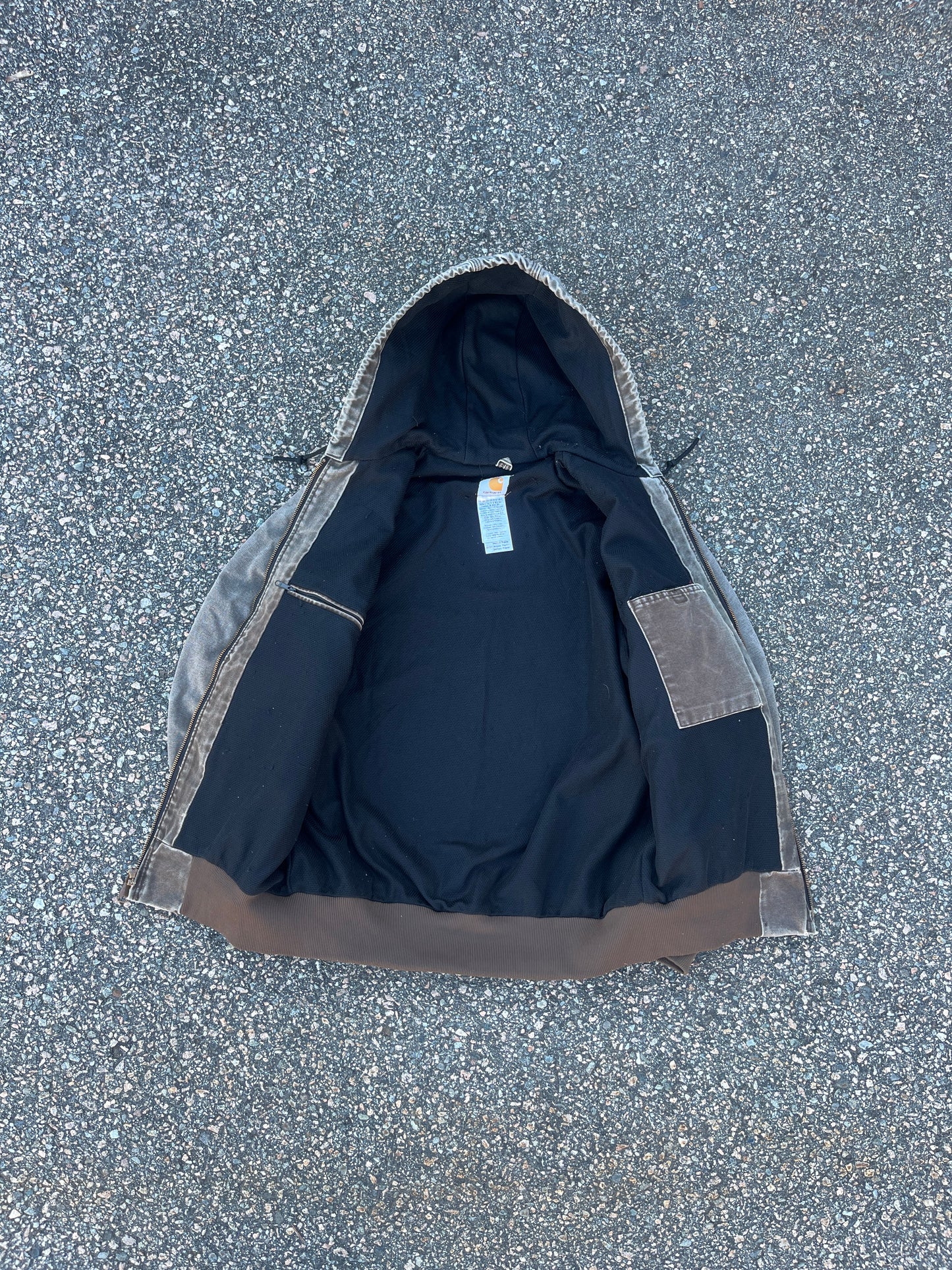 褪色和破旧的栗棕色 Carhartt 运动夹克 - 中号