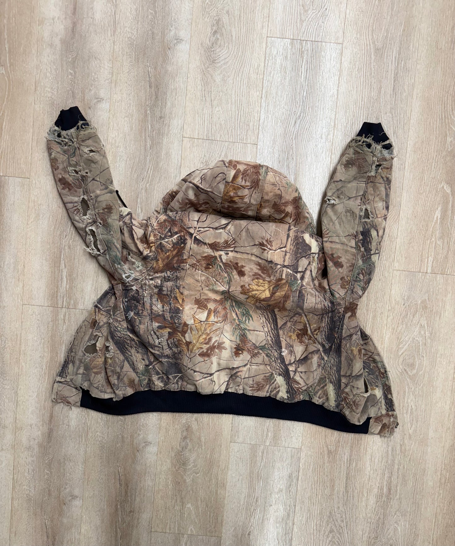 Distressed n Patched Realtree Carhartt Active Jacket - Medium