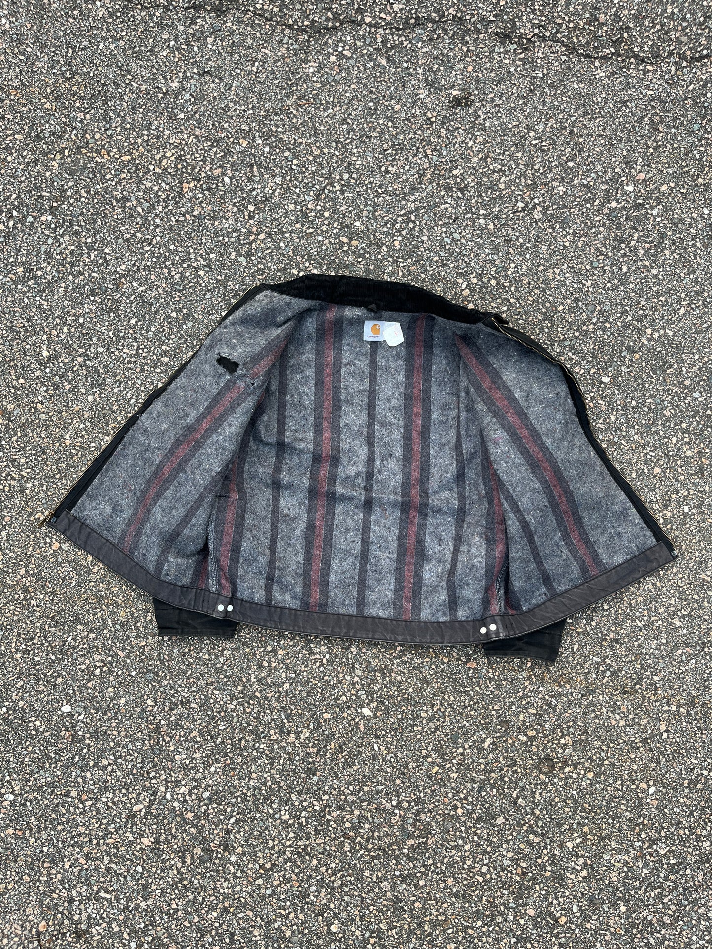 褪色黑色 Carhartt 底特律夹克 - 2XL