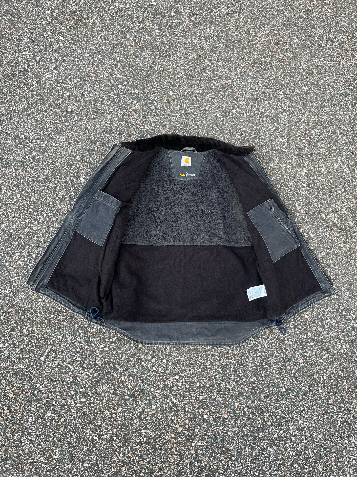 褪色黑色 Carhartt 北极风格夹克 - 中号