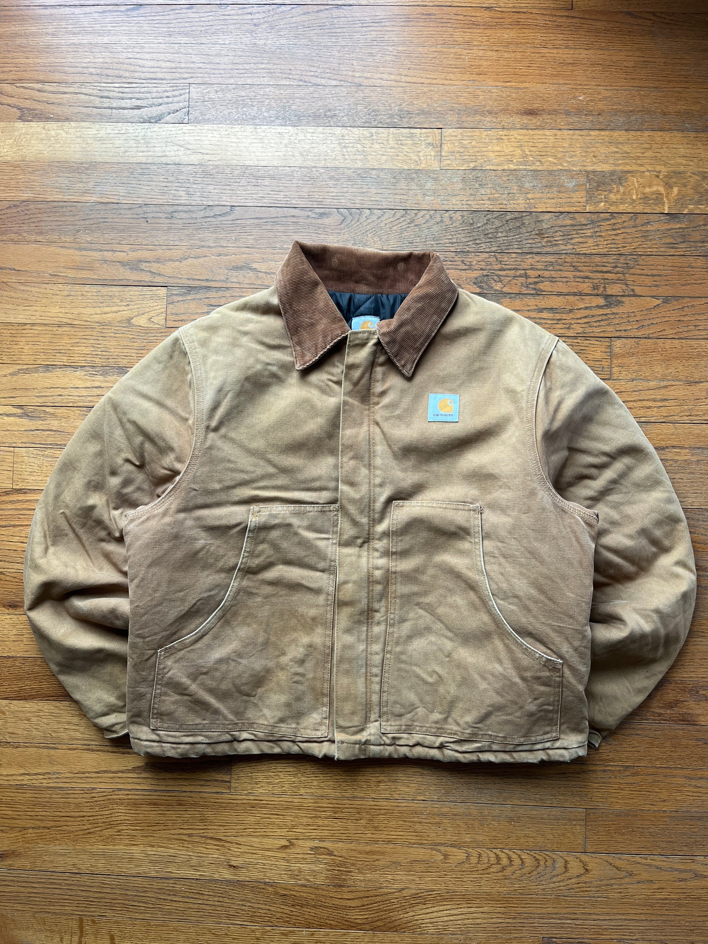 褪色棕色 Carhartt 北极夹克 - 中号宽松款