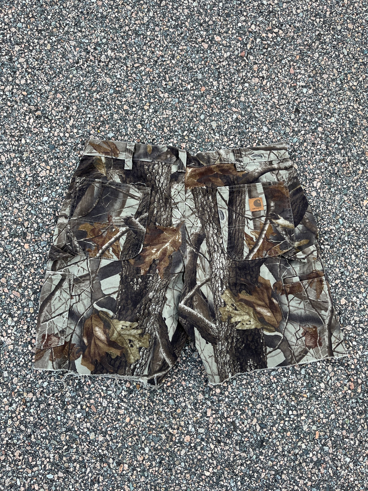 褪色 Realtree Carhartt 短裤 - 38 x 8