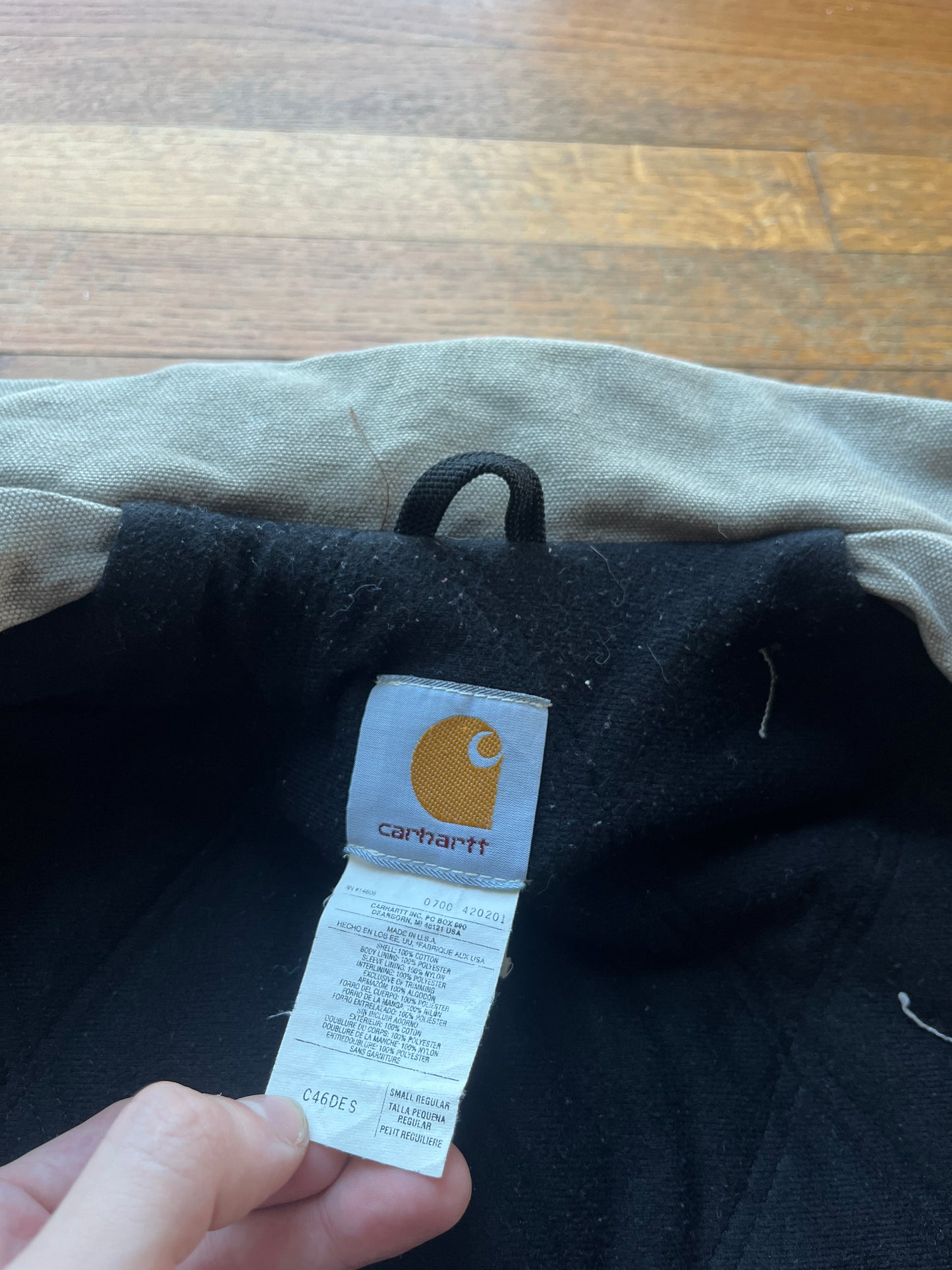 褪色沙漠沙色短款 Carhartt 工装夹克 - 小码