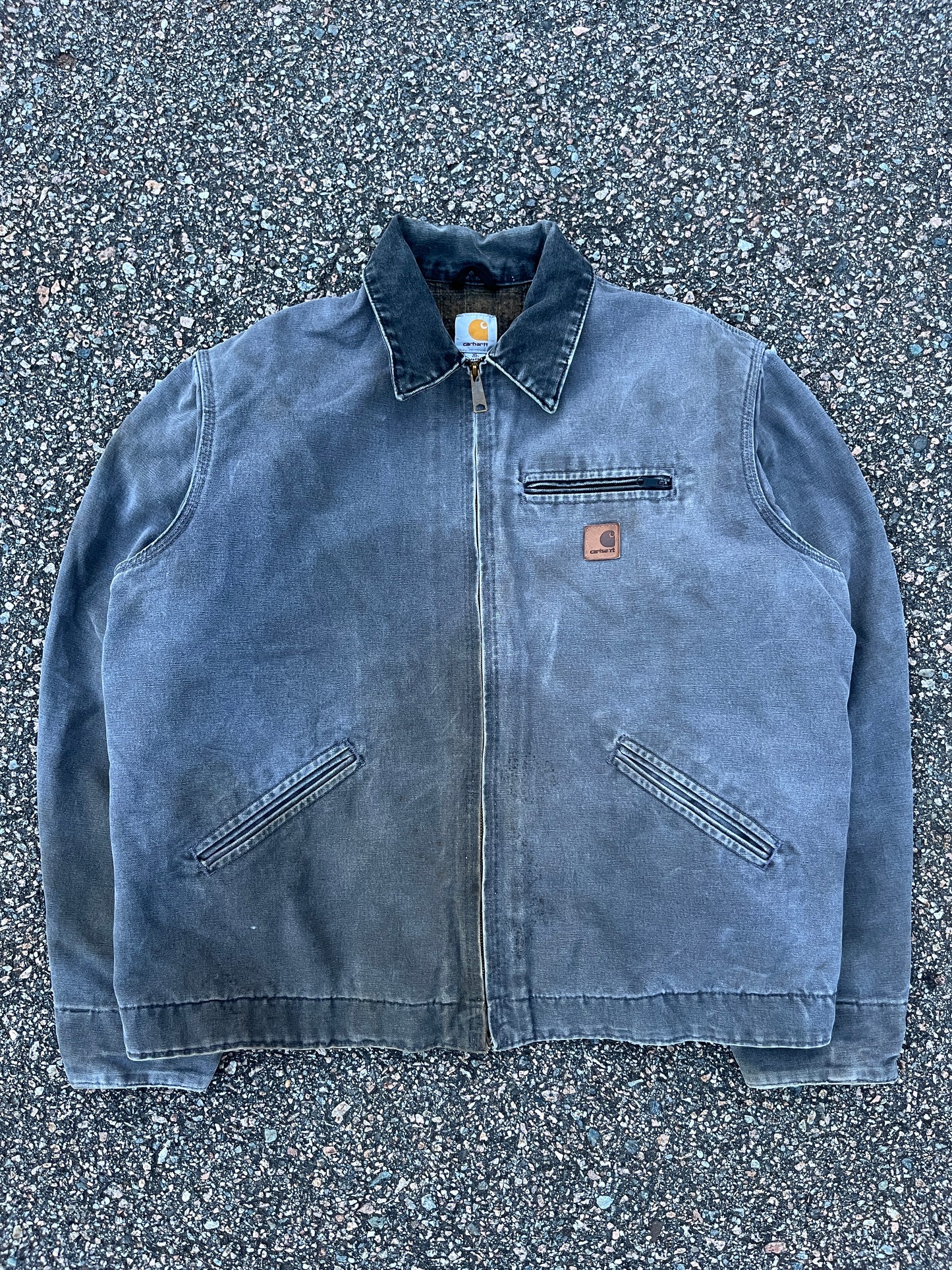 褪色砾石灰色 Carhartt 底特律夹克 - 宽松 L-XL