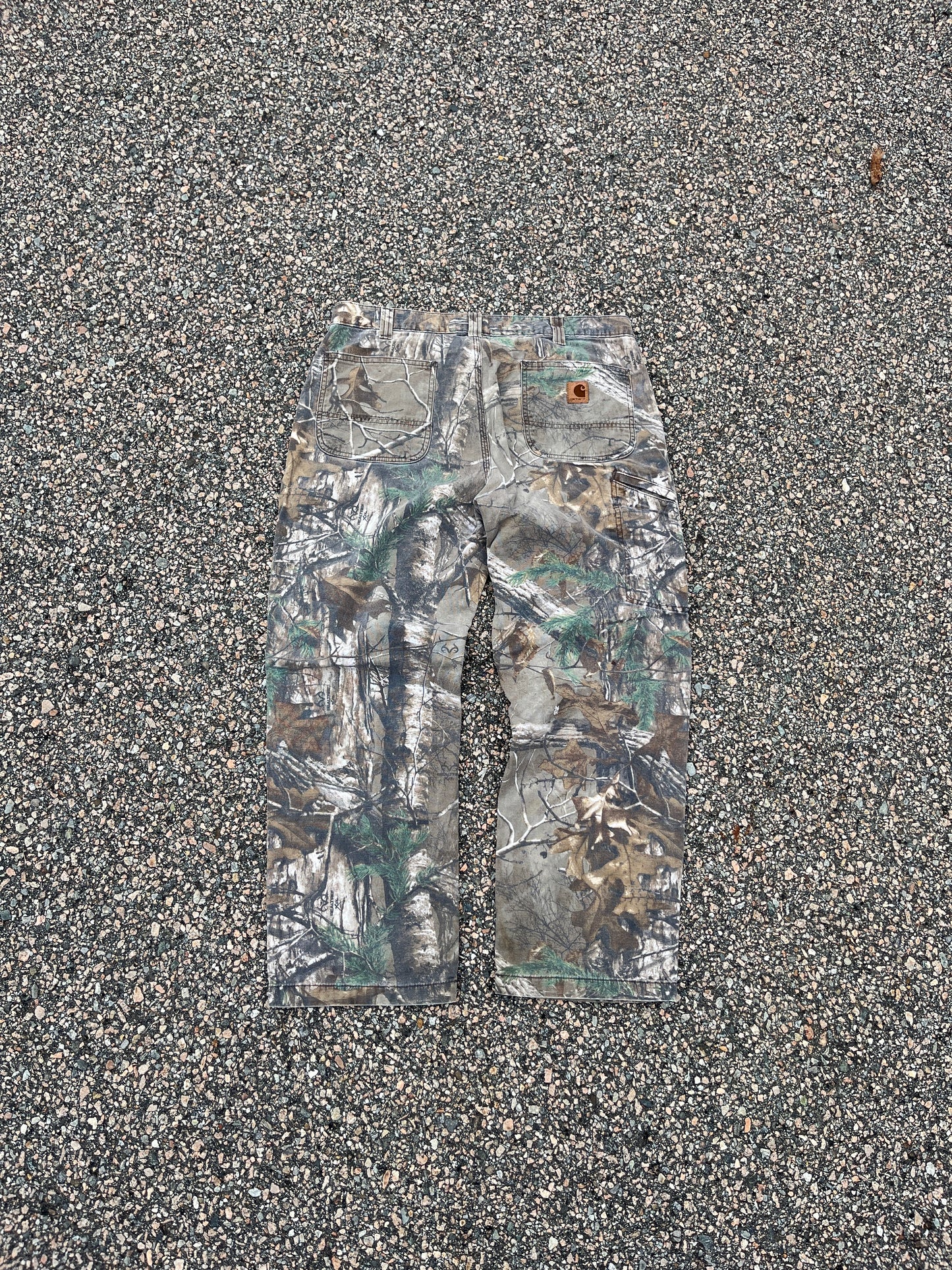 褪色 Realtree Carhartt 木匠裤 - 34 x 27.5