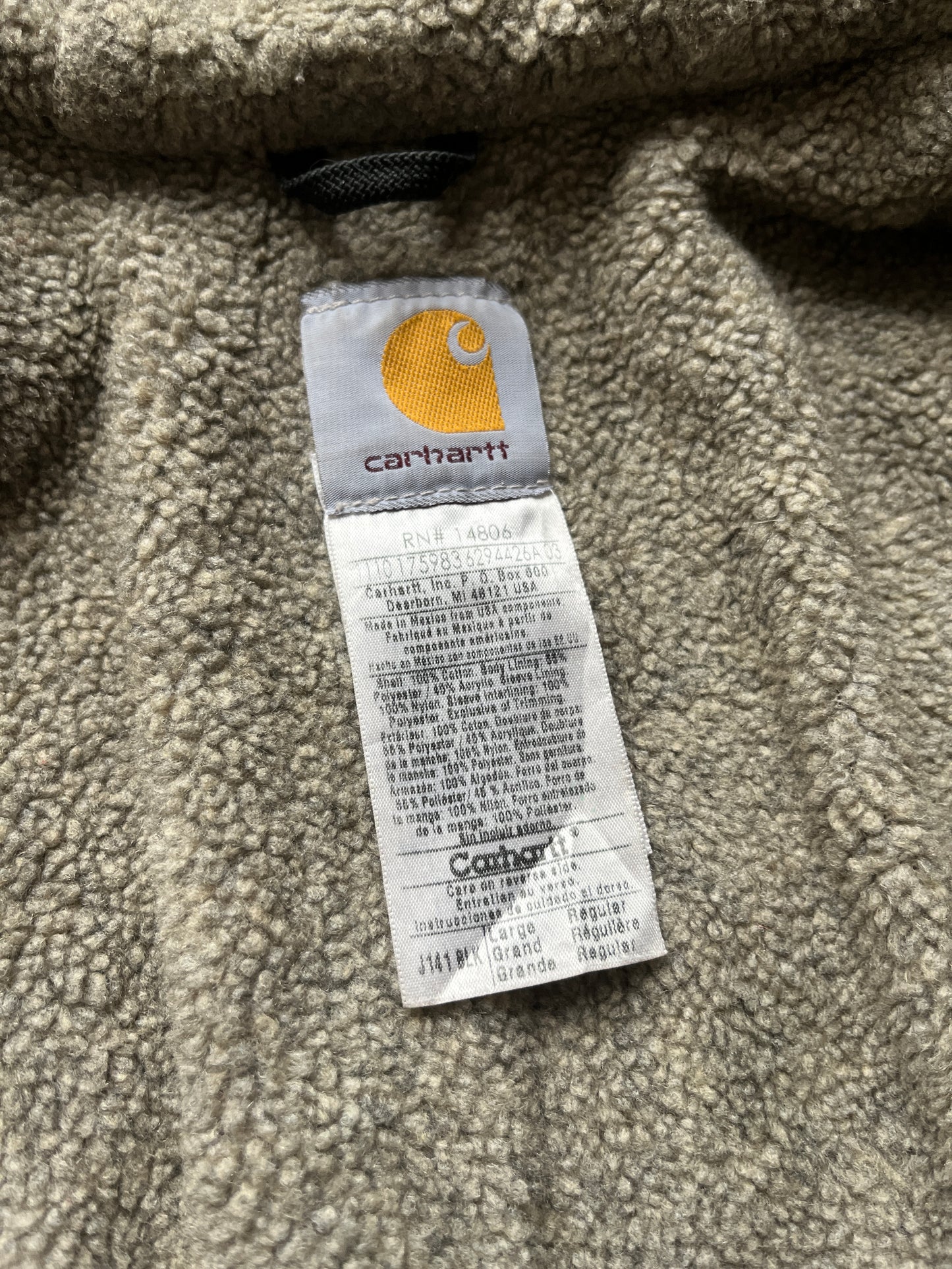 褪色黑色 Carhartt Sherpa 衬里夹克 - 中号宽松款