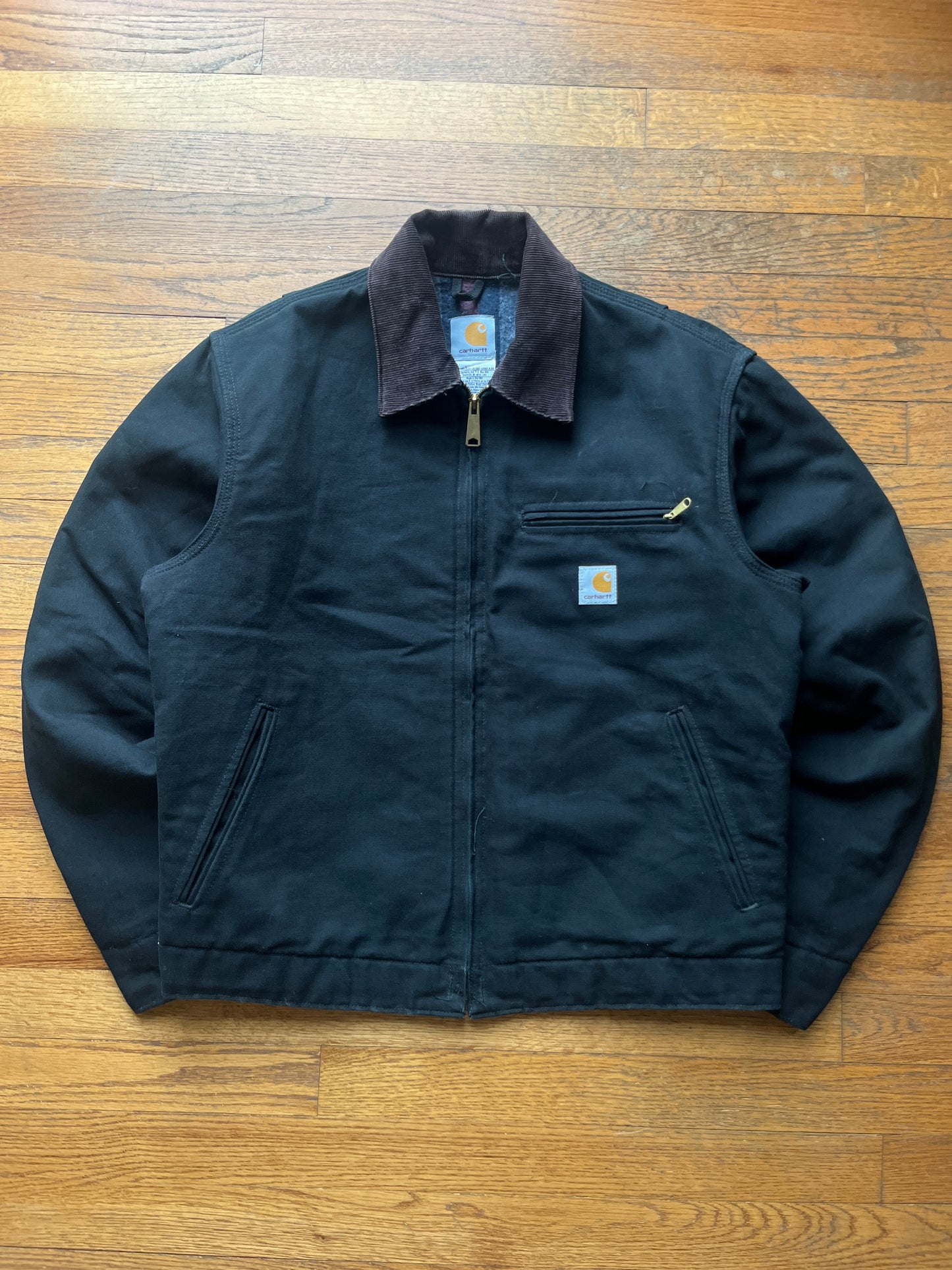 褪色黑色 Carhartt 底特律夹克 - 中号