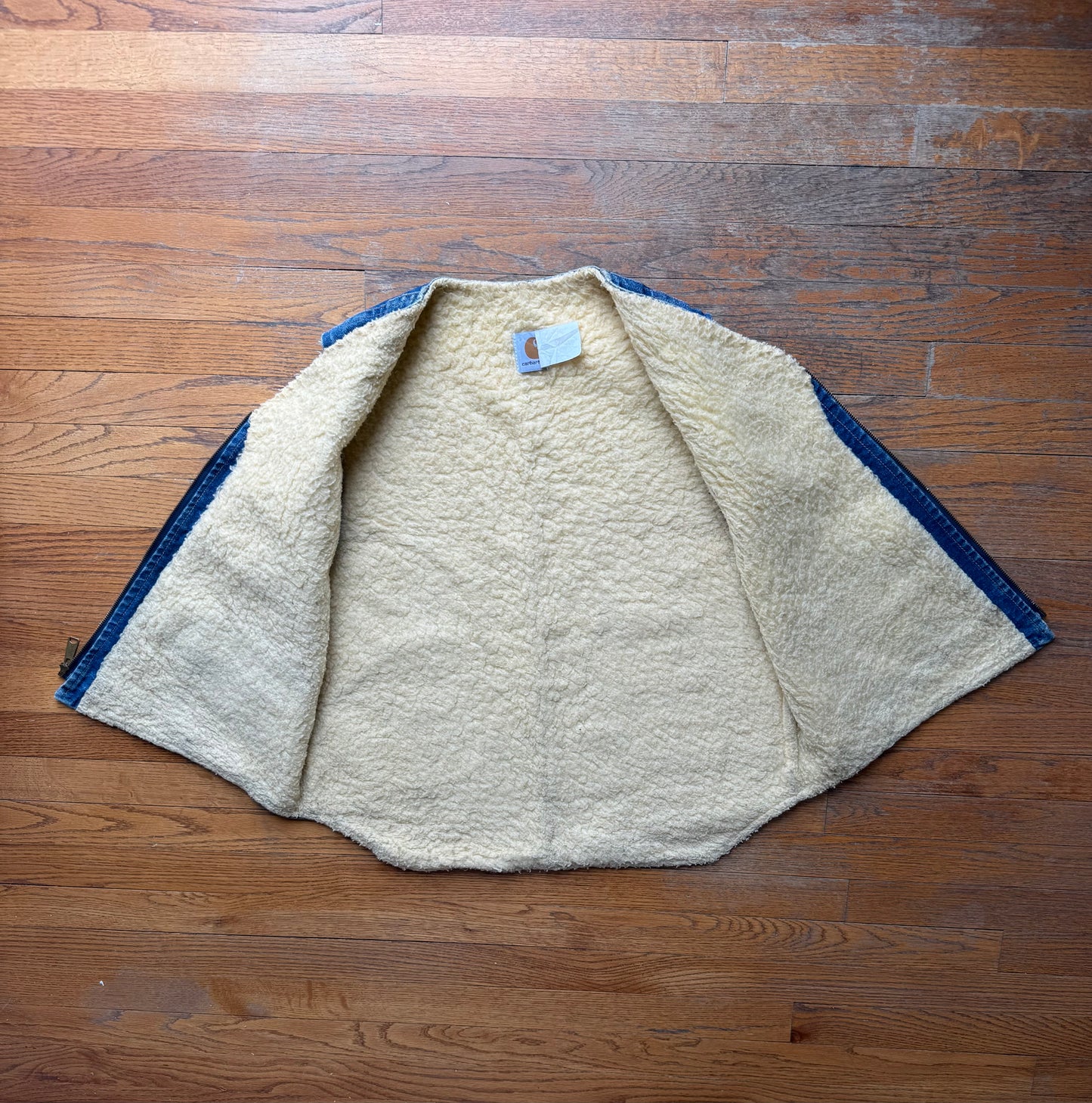 80’s Faded Denim Sherpa Lined Carhartt Vest - Fits M-L