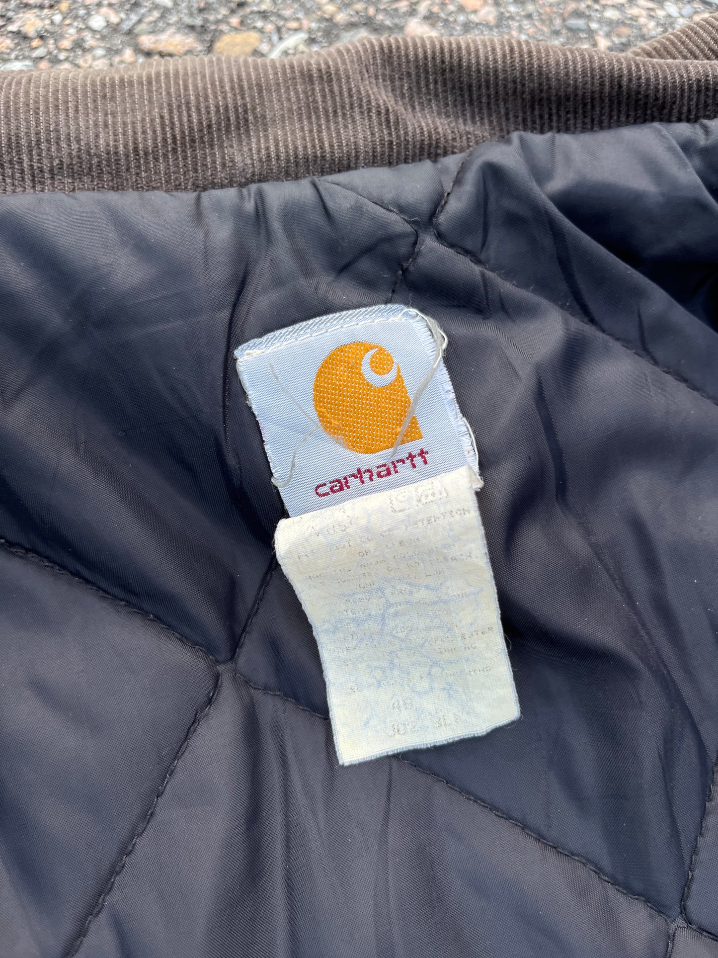 褪色黑色 Carhartt 北极夹克 - 宽大中号