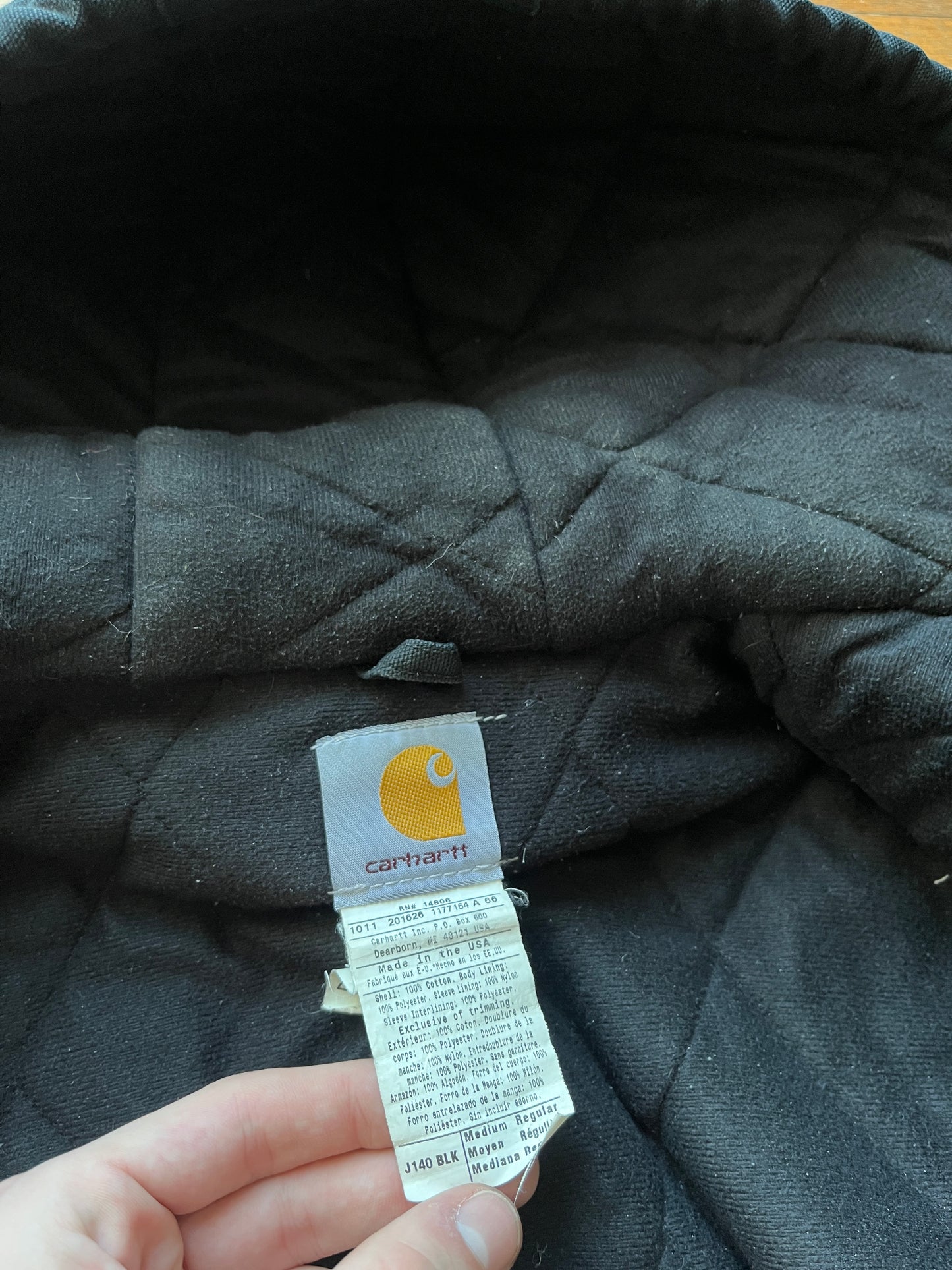 褪色黑色 Carhartt Active 夹克 - 中号