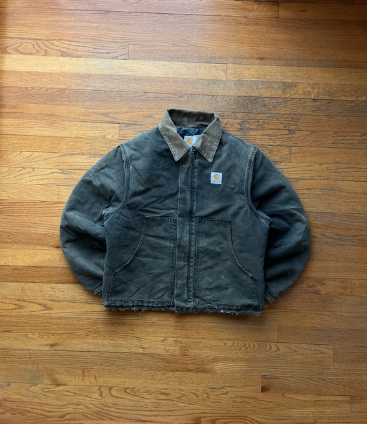 褪色和破旧黑色 Carhartt 北极夹克 - 中号