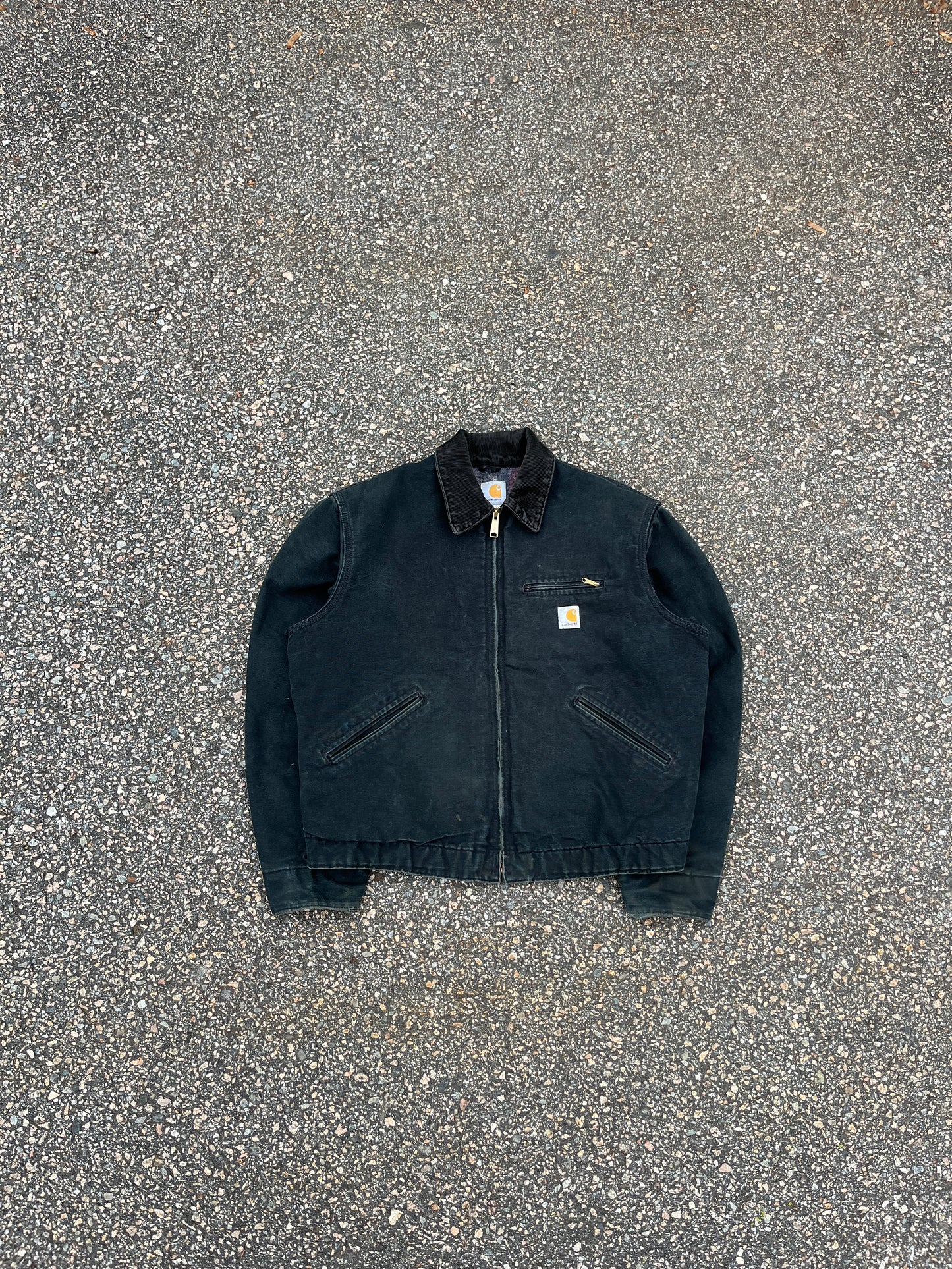 褪色黑色 Carhartt Detroit 夹克 - 中号宽松款