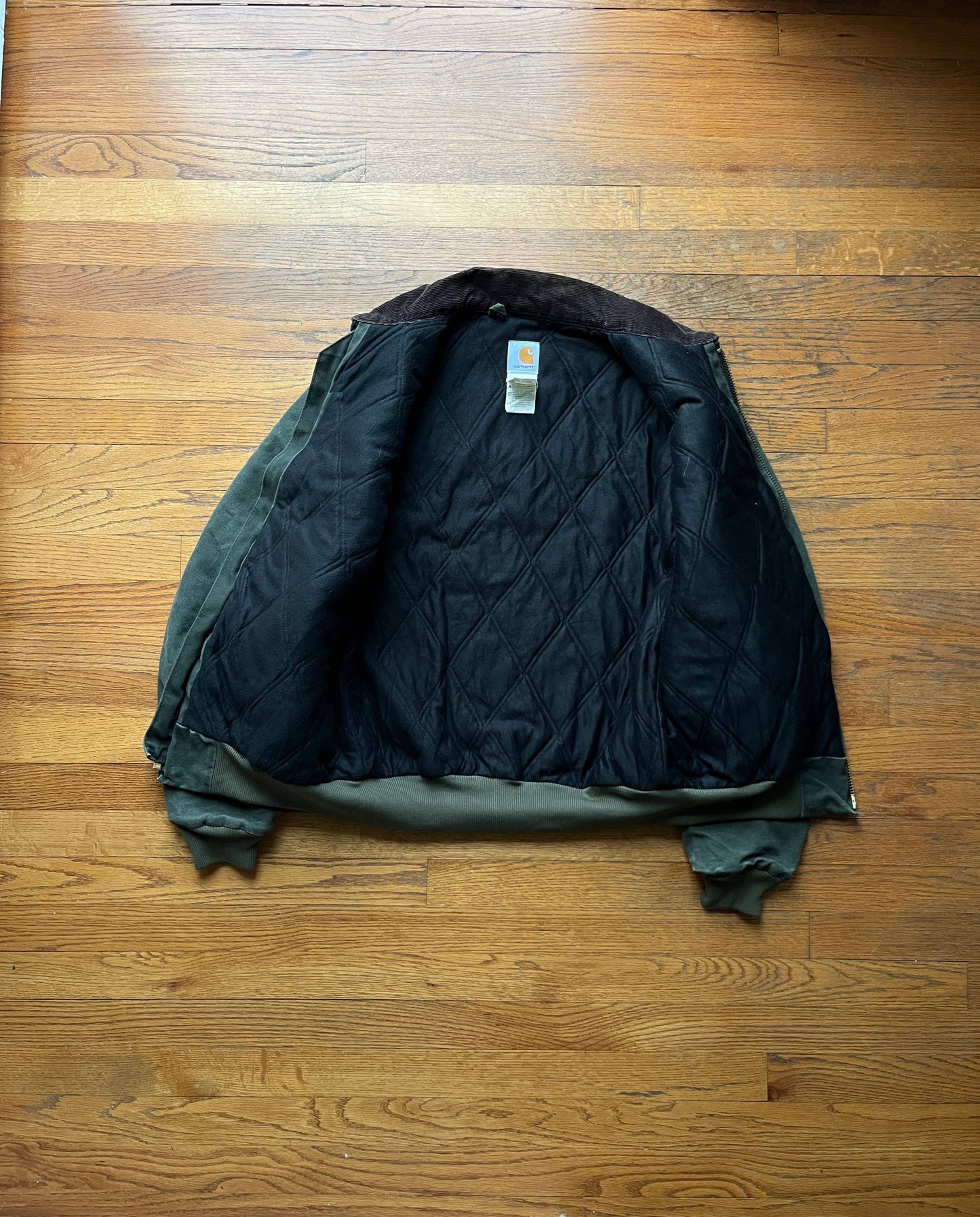 褪色橄榄绿色 Carhartt Santa Fe 夹克 - 中号