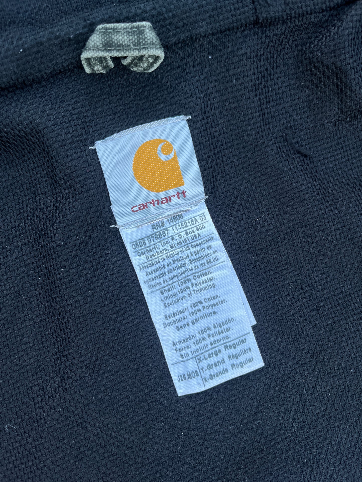 褪色和破旧的橄榄绿色 Carhartt 运动夹克 - XL