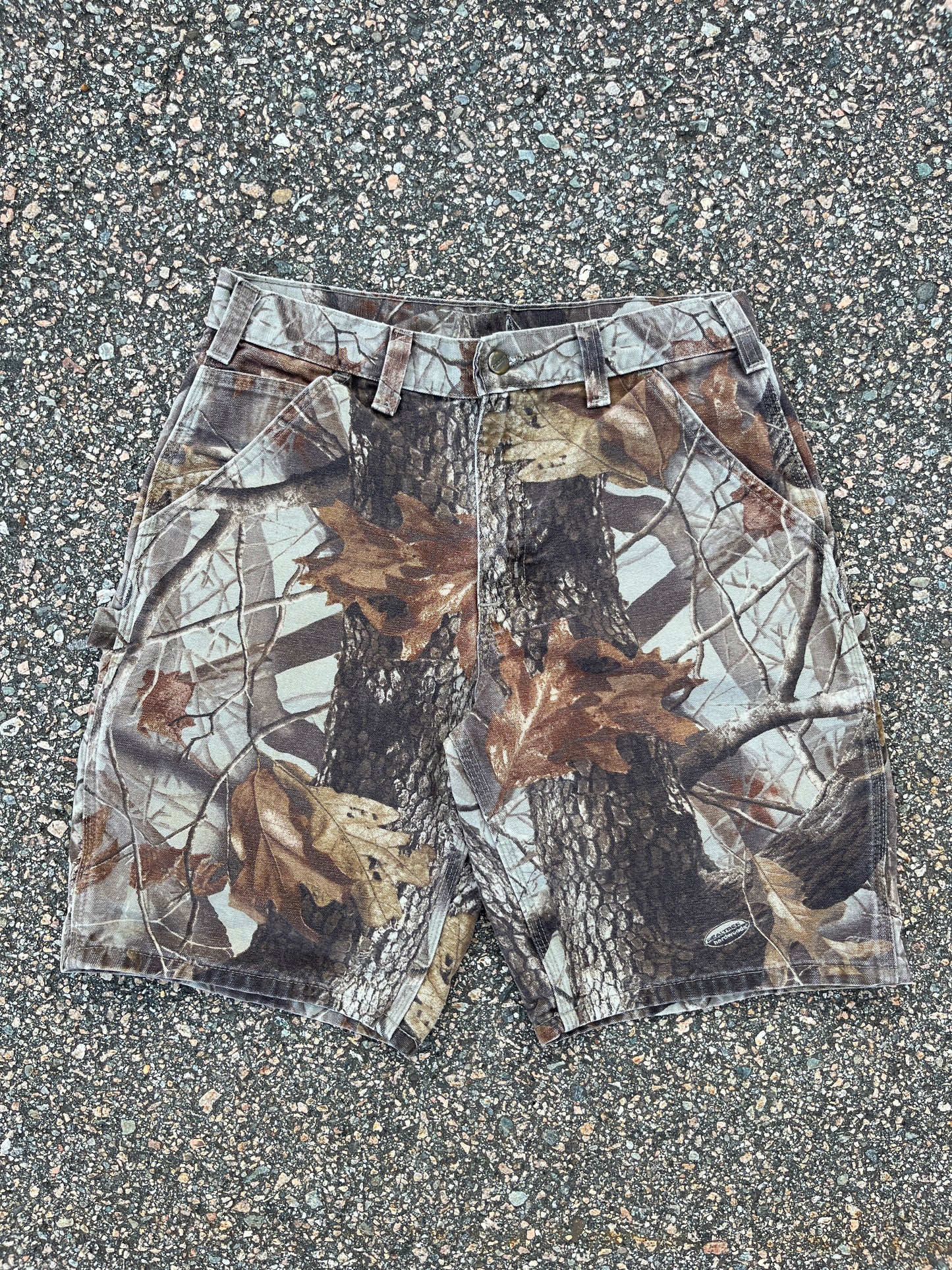 褪色 Realtree Carhartt 木匠短裤 - 31