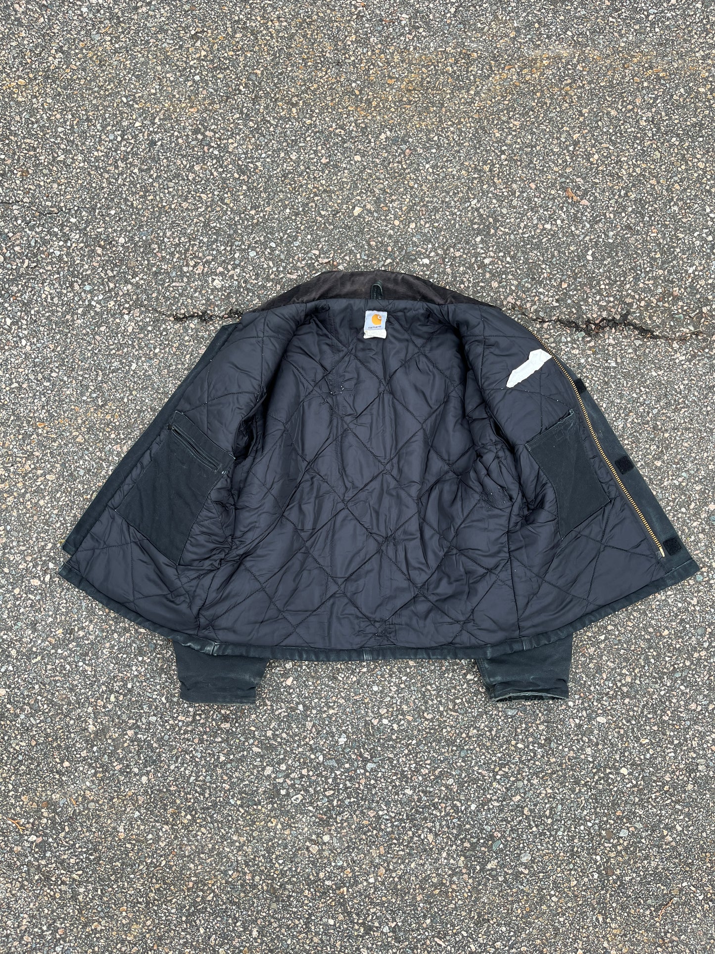 褪色黑色 Carhartt 北极夹克 - 中号