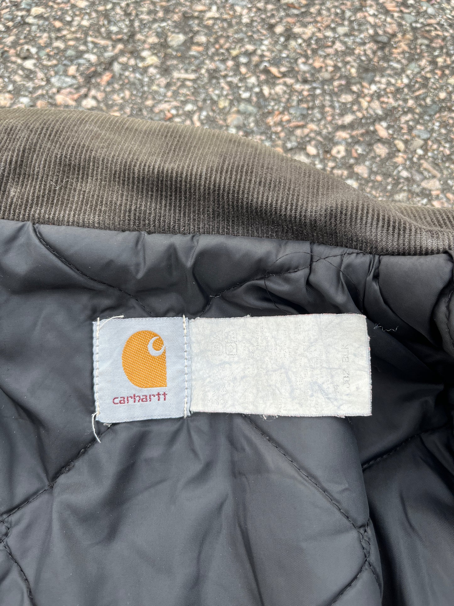 褪色黑色 Carhartt 北极夹克 - 中号