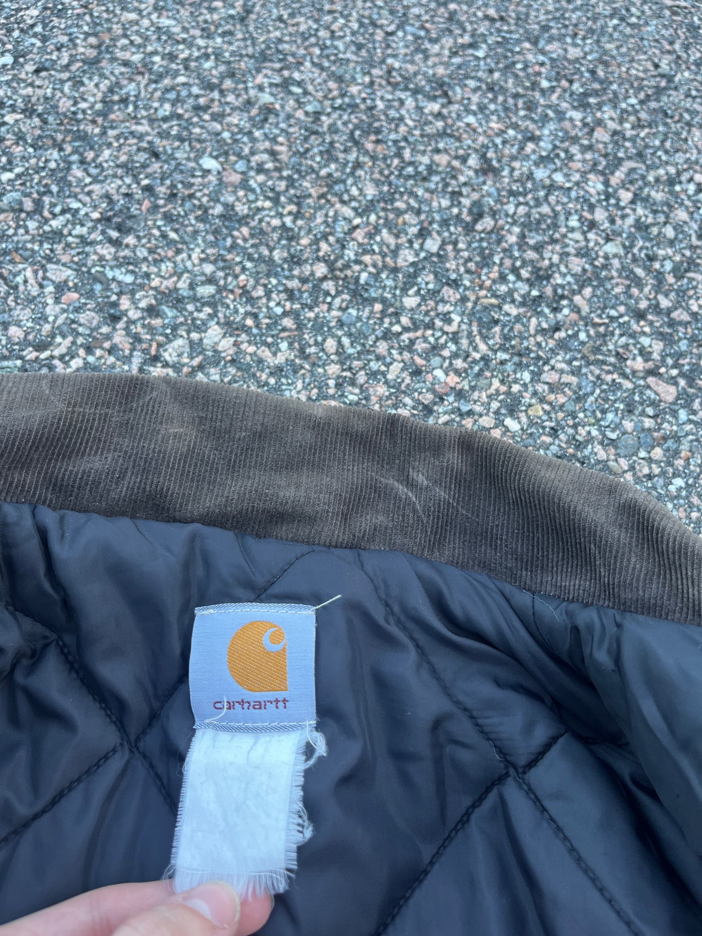 褪色黑色 Carhartt 北极夹克 - 中号