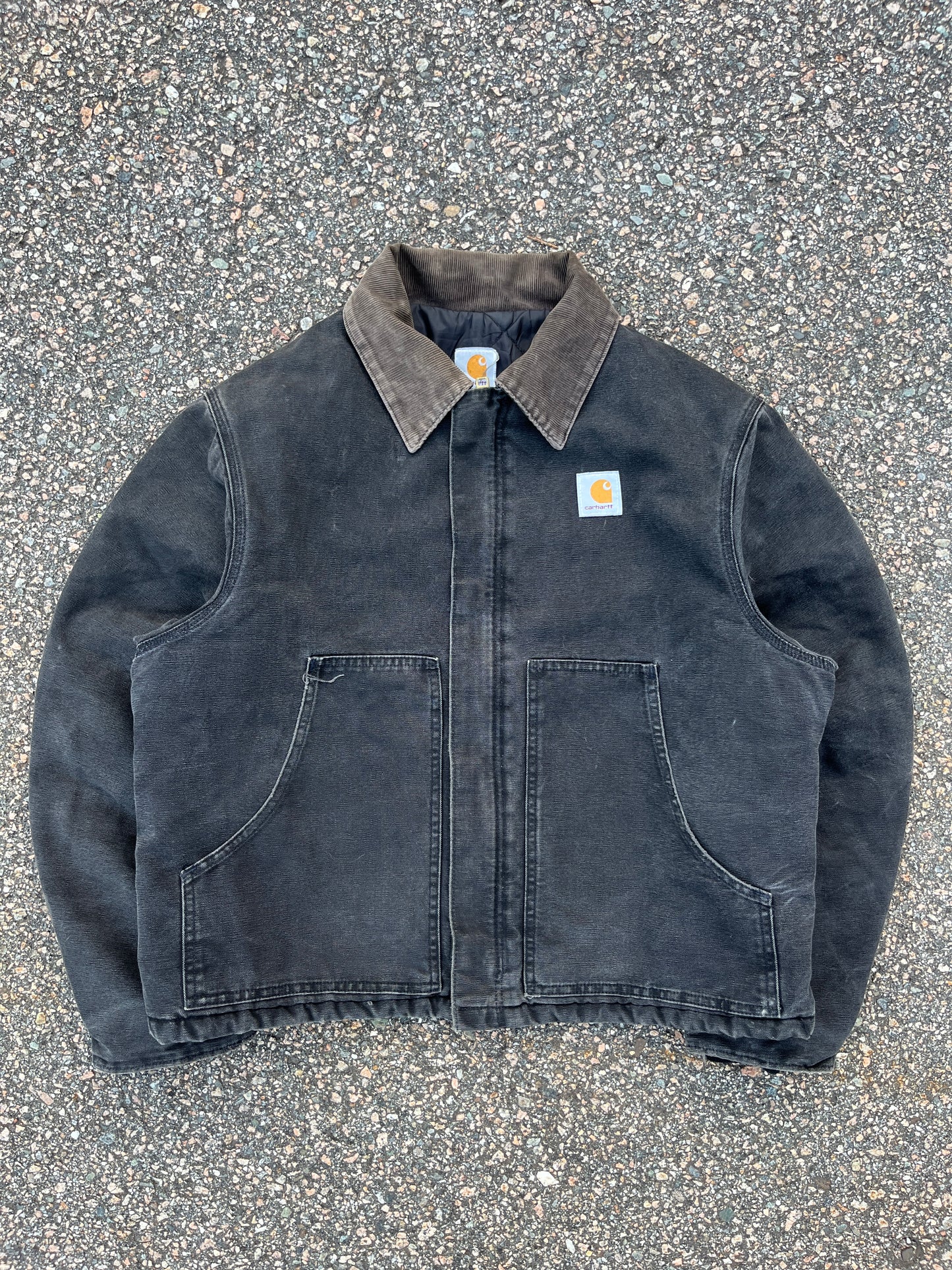 褪色黑色 Carhartt 北极夹克 - 宽大中号