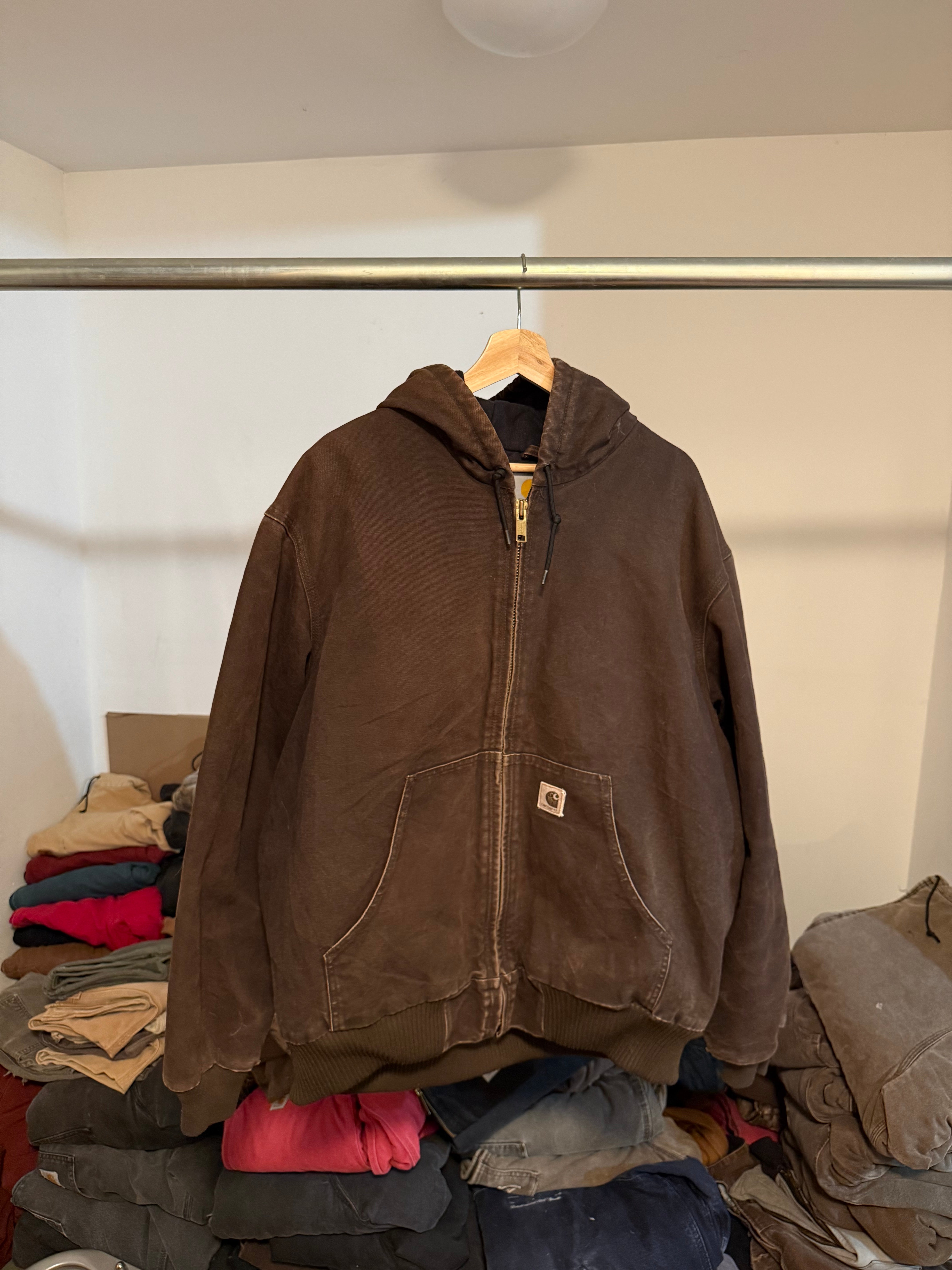 Carhartt ブラウンジャケット XL Faded Dark Brown Carhartt Active Jacket - XL – VTG By Mike