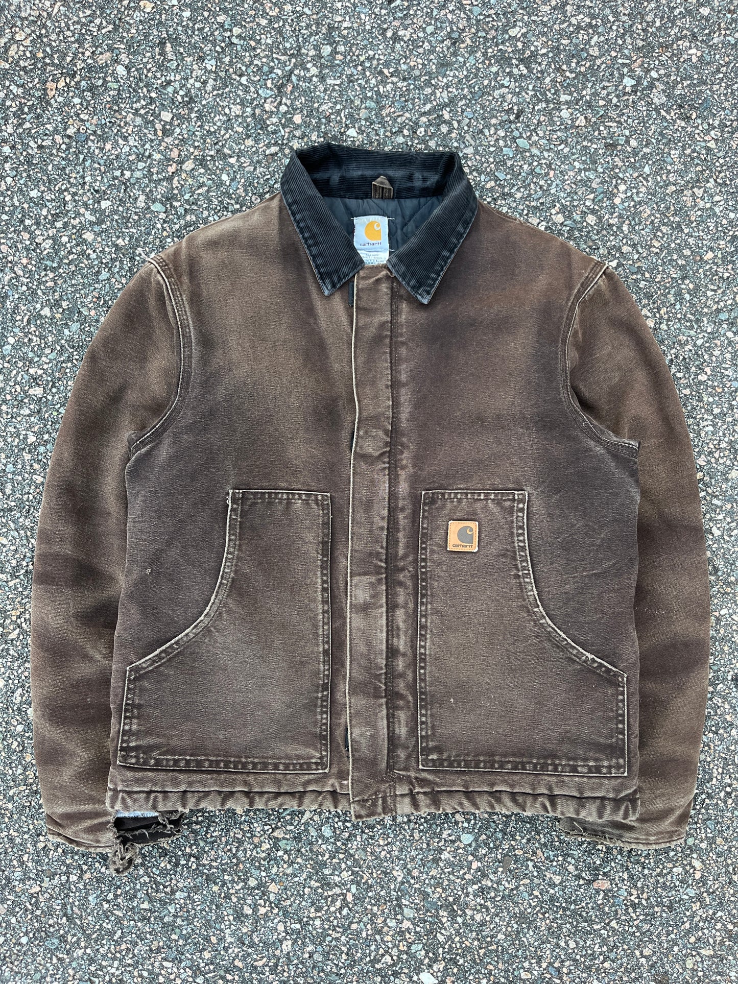 褪色且做旧深棕色 Carhartt 北极夹克 - 中号