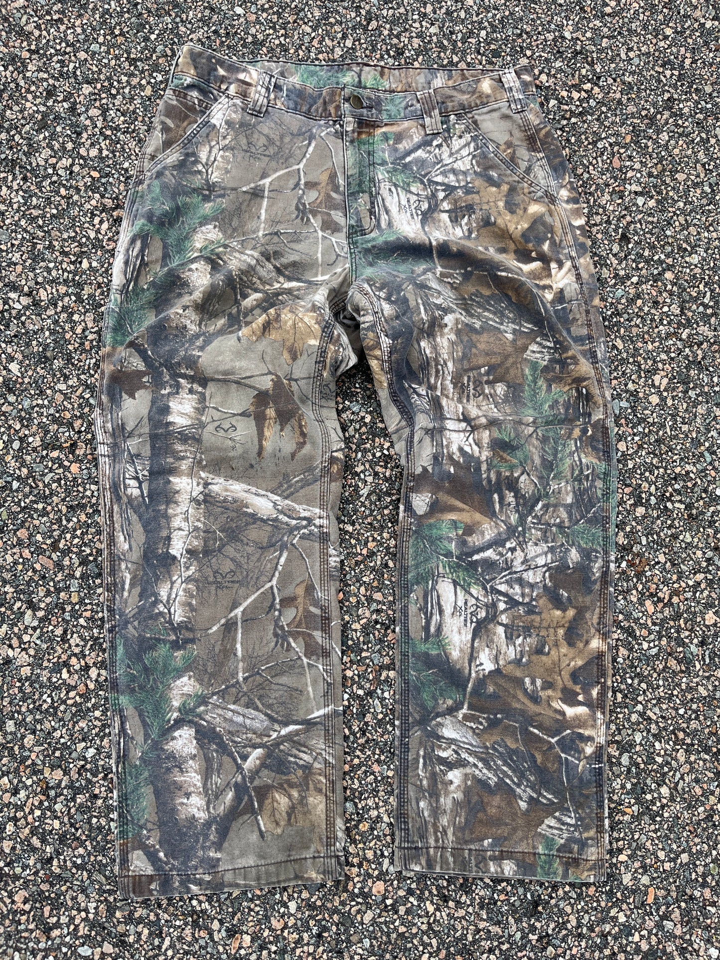 褪色 Realtree Carhartt 木匠裤 - 34 x 27.5