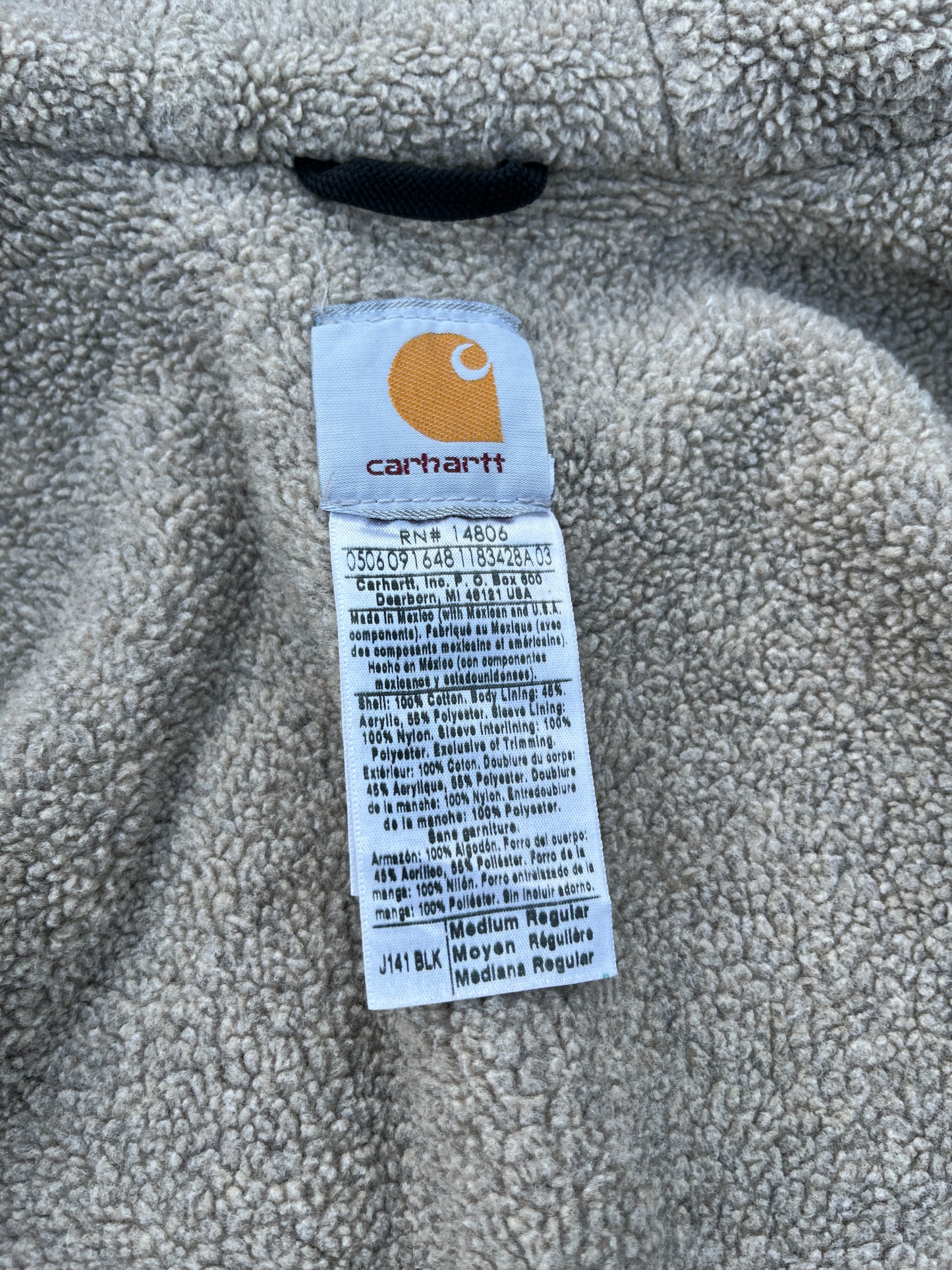 褪色黑色 Carhartt Sherpa 衬里夹克 - 中号