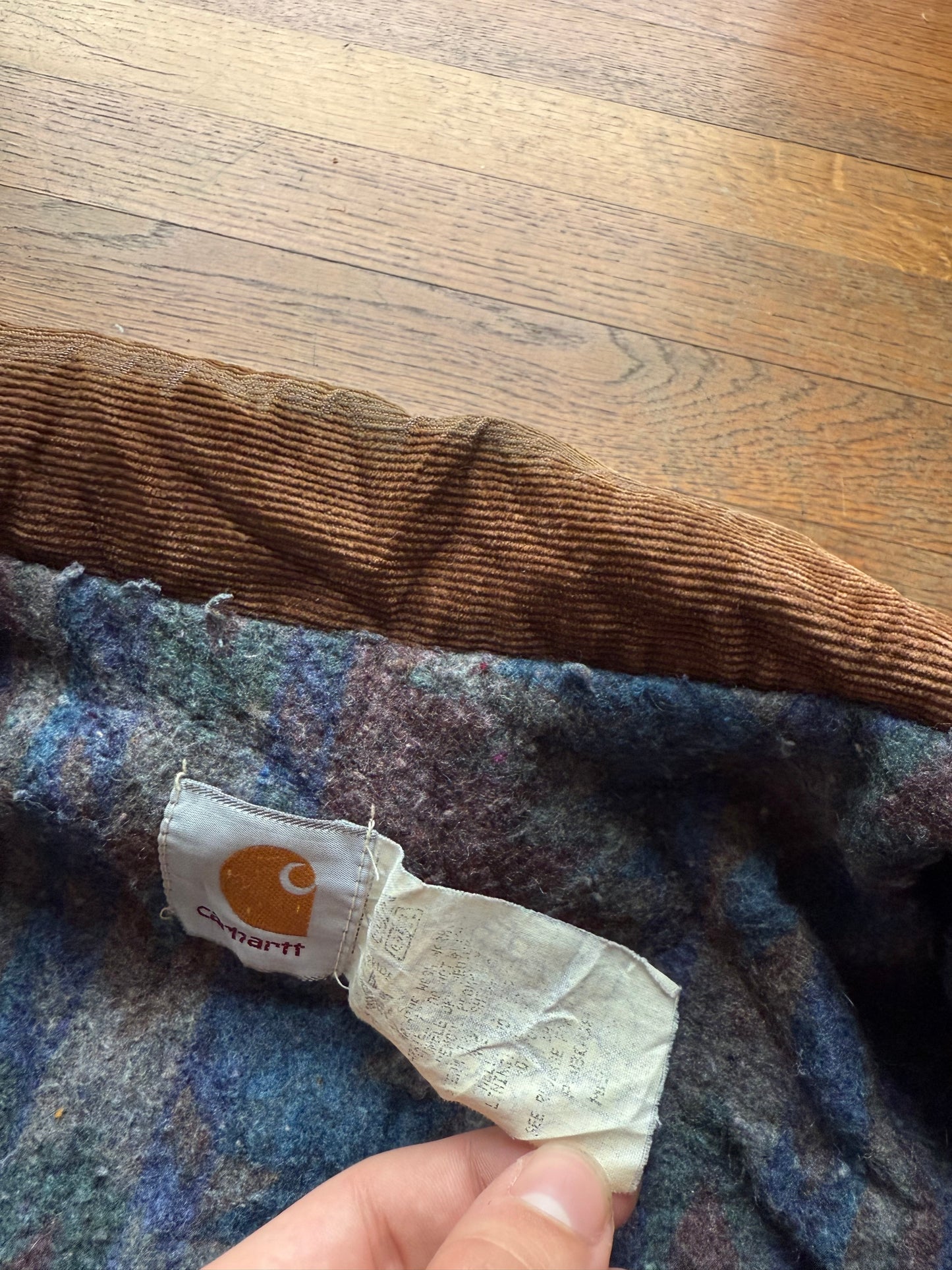 Faded Denim Aztec Lined Carhartt Trucker Jacket - Medium