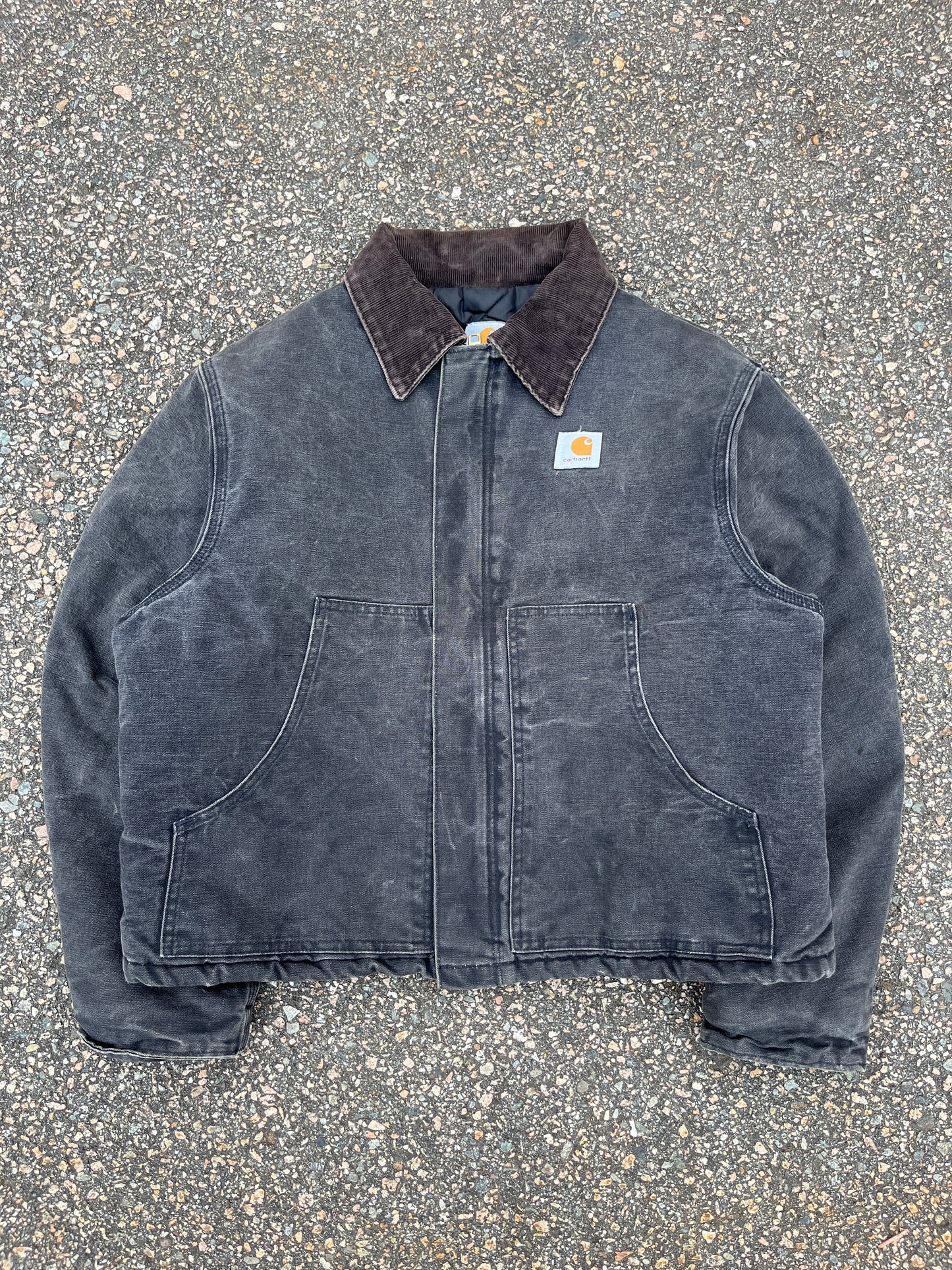 褪色黑色 Carhartt 北极夹克 - 宽大中号